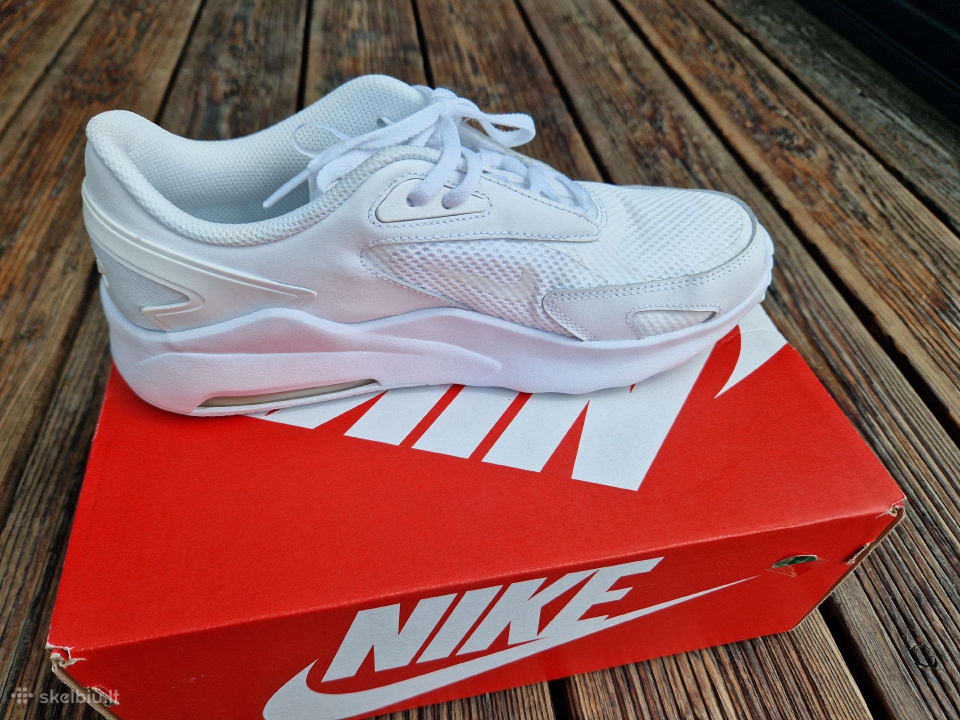 nike air max bolt 40