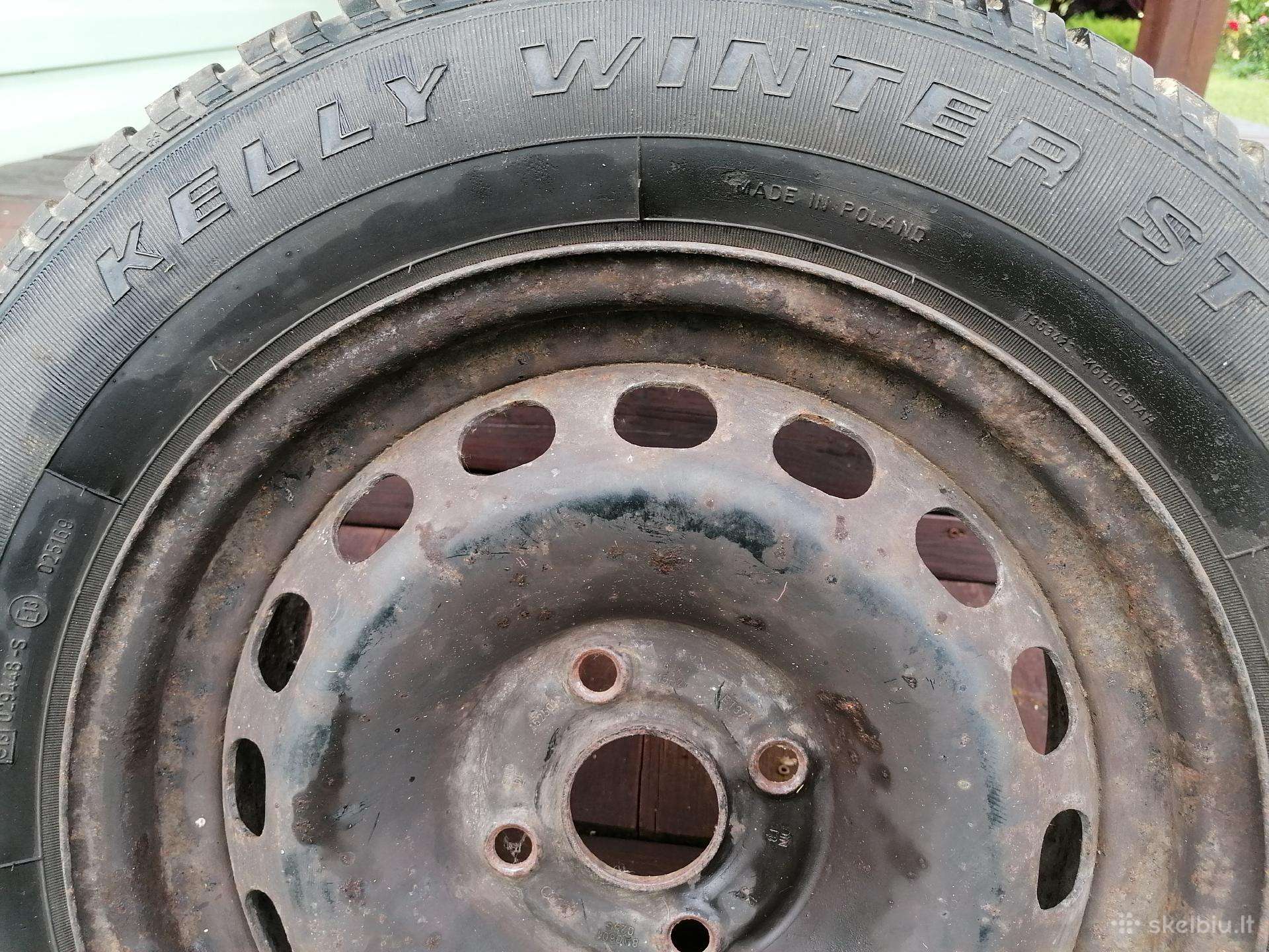 Parduodamos naudotos ziemines padangos R15