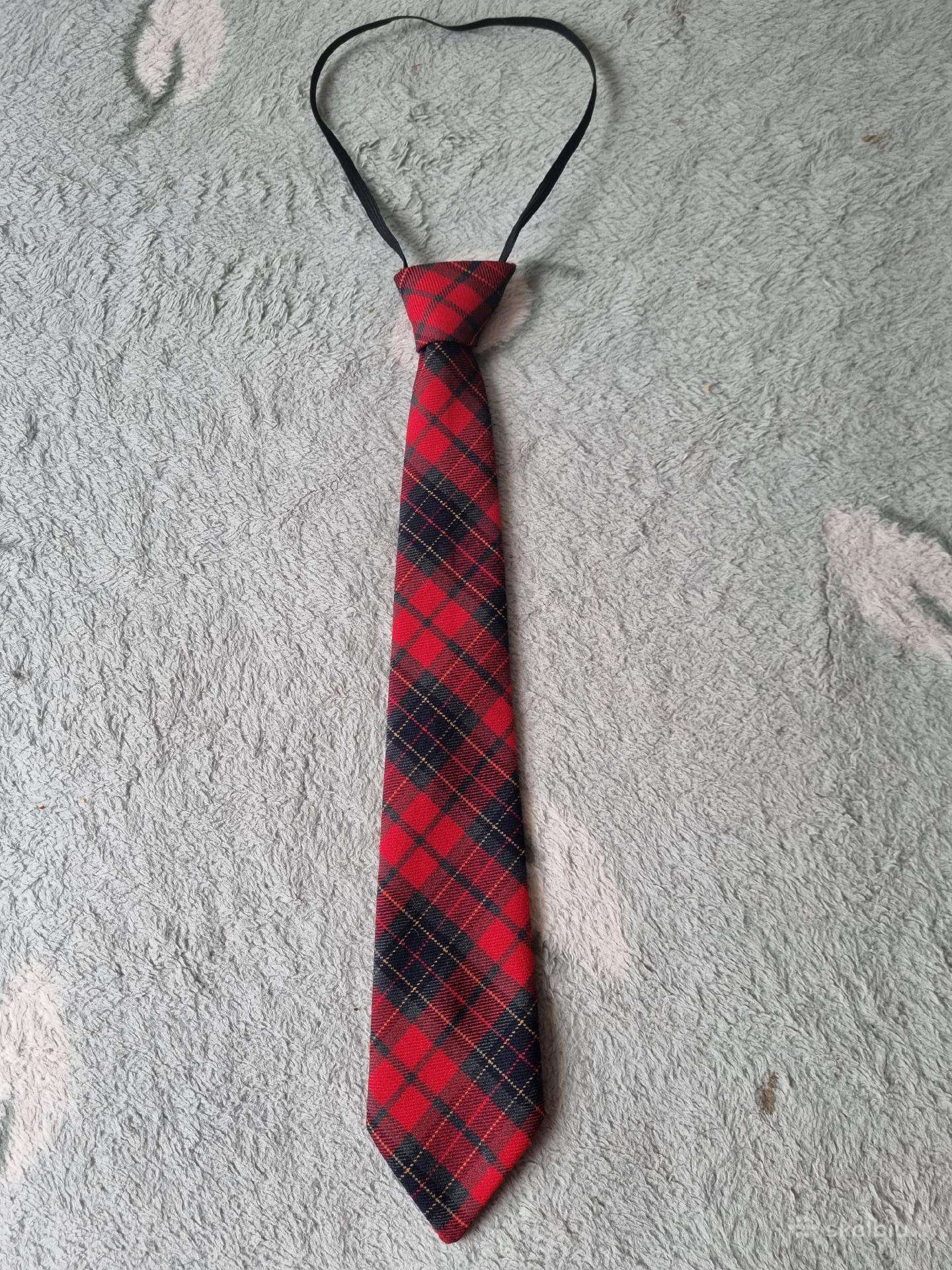 Pradinuku kaklaraištis