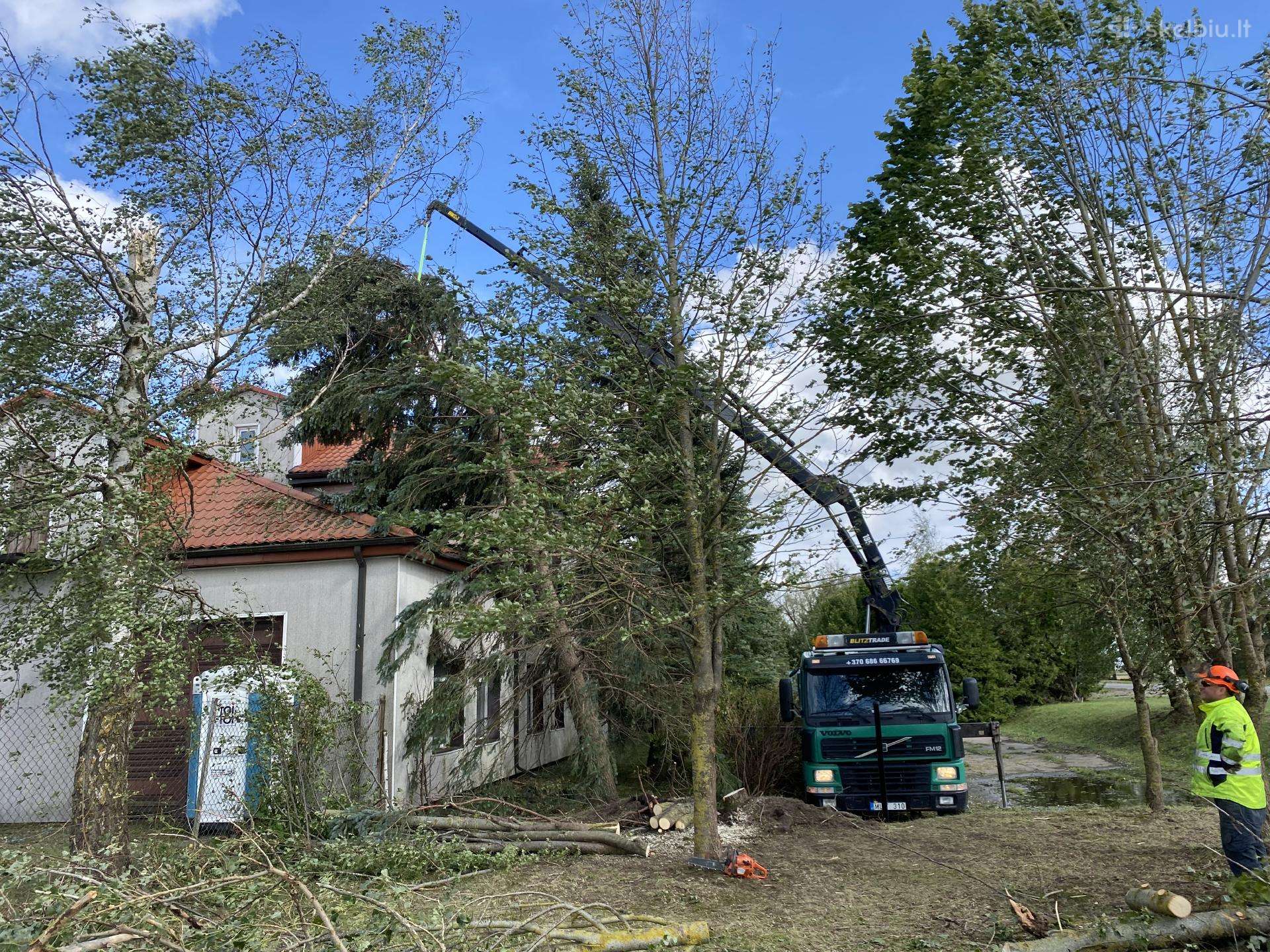 Krano Manipuliatoriaus nuoma krovinių pervežimas