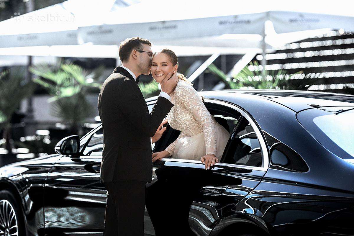 Audi A6, limousine