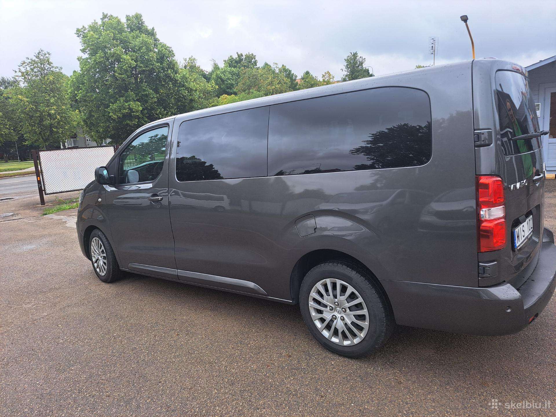 Renault Trafic, keleivinis mikroautobusas