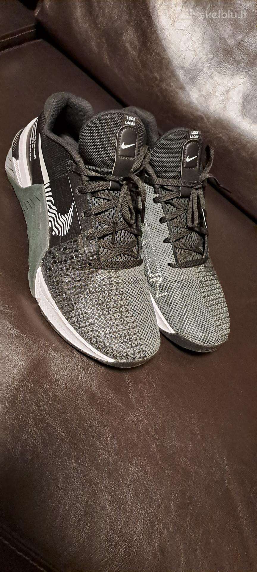 Parduodu Nike kedus 45d.