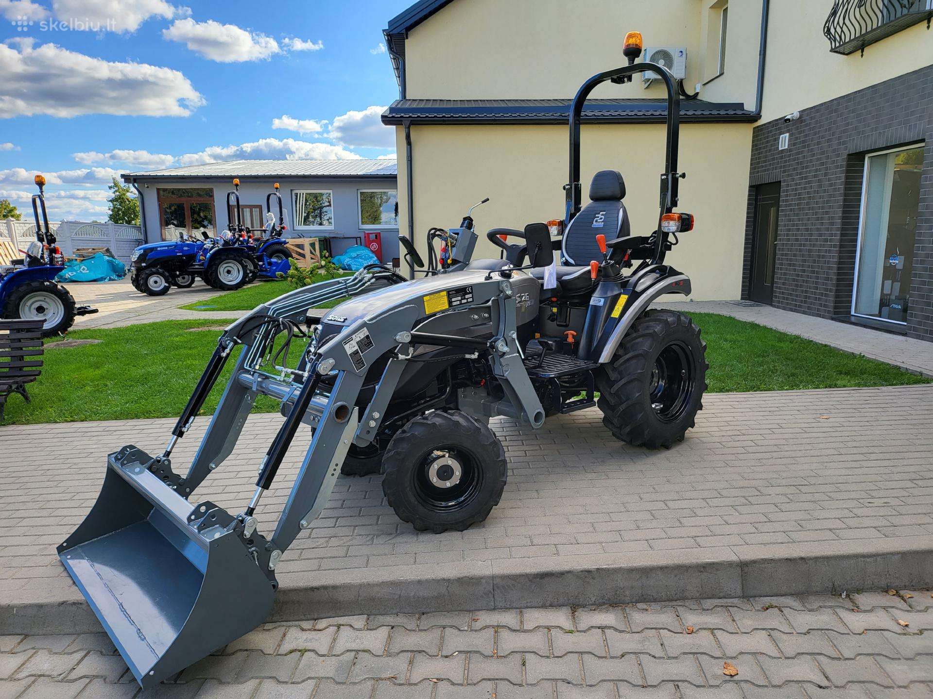 Solis 26 9+9, tractors