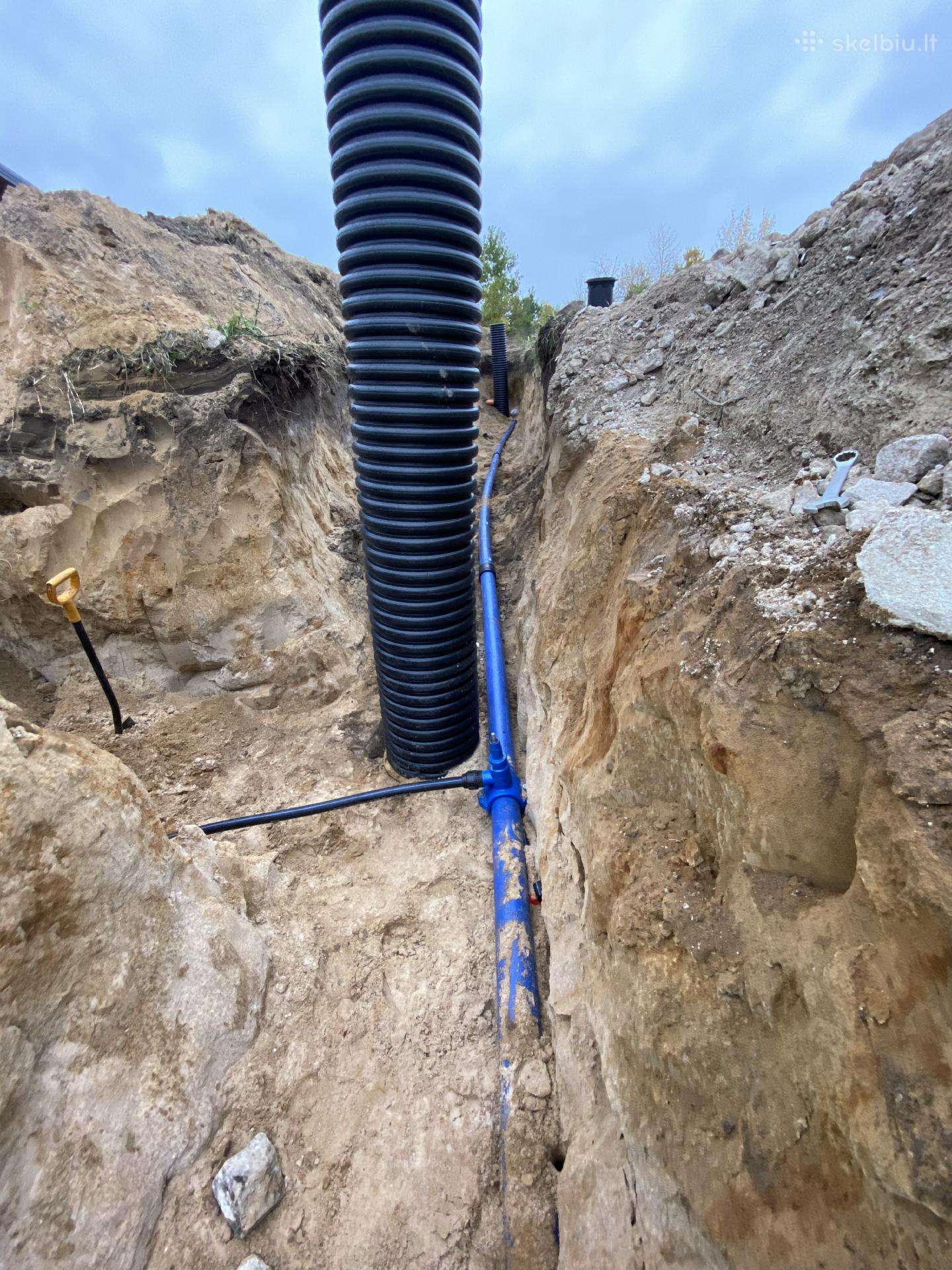 Cat E25, žemės ūkio technikos nuoma