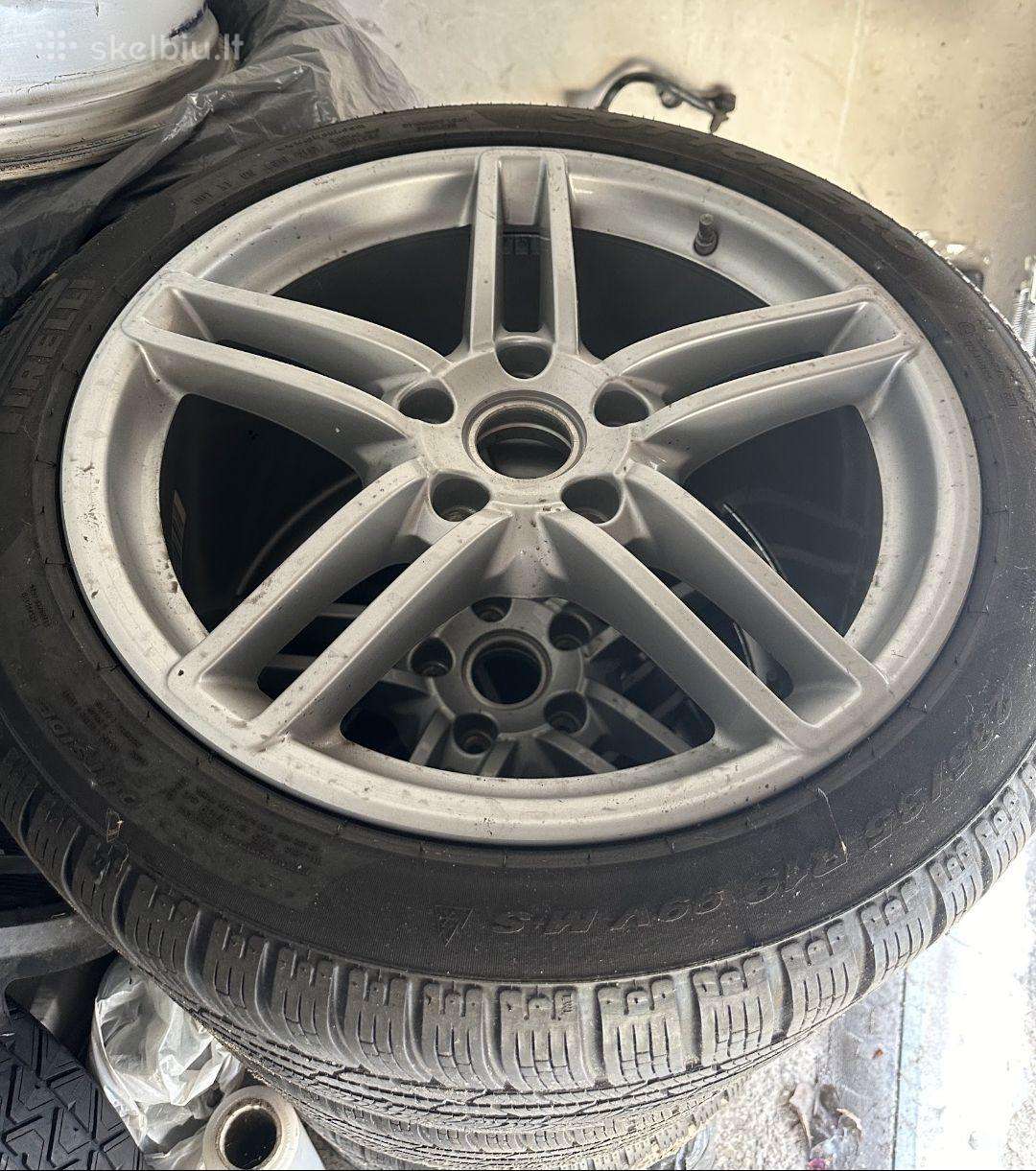 4 idealūs Porsche diskai su žieminėm padangomis.
