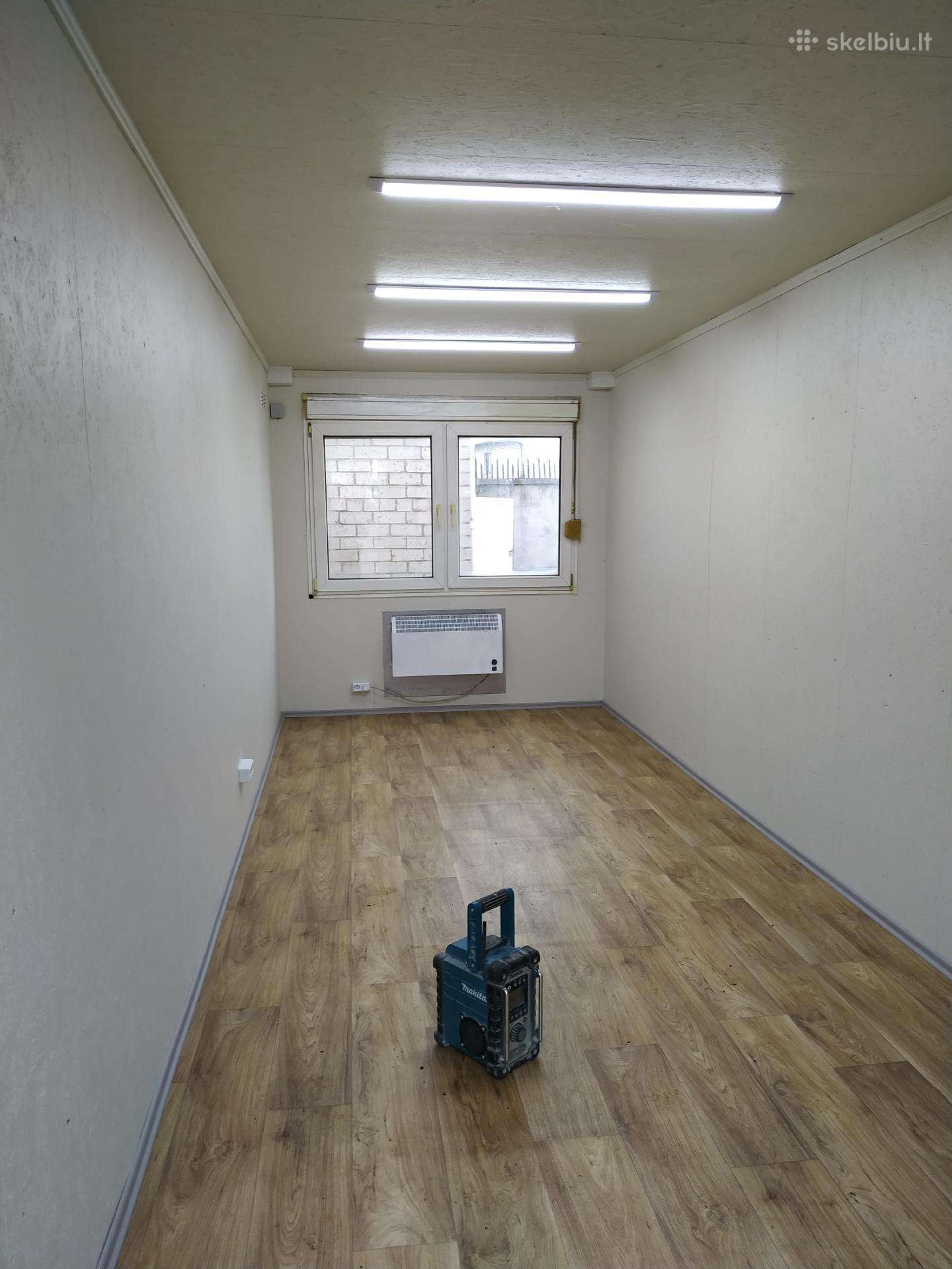 Savivartis su greiferiu