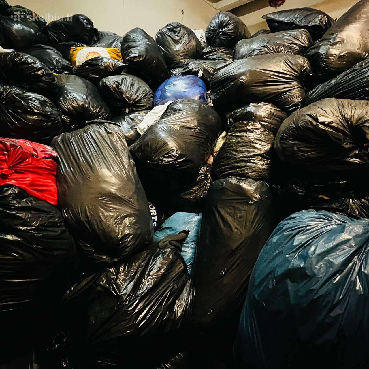 Atiduodami Nemokamai dėvėti drabužiai ir tekstilė
