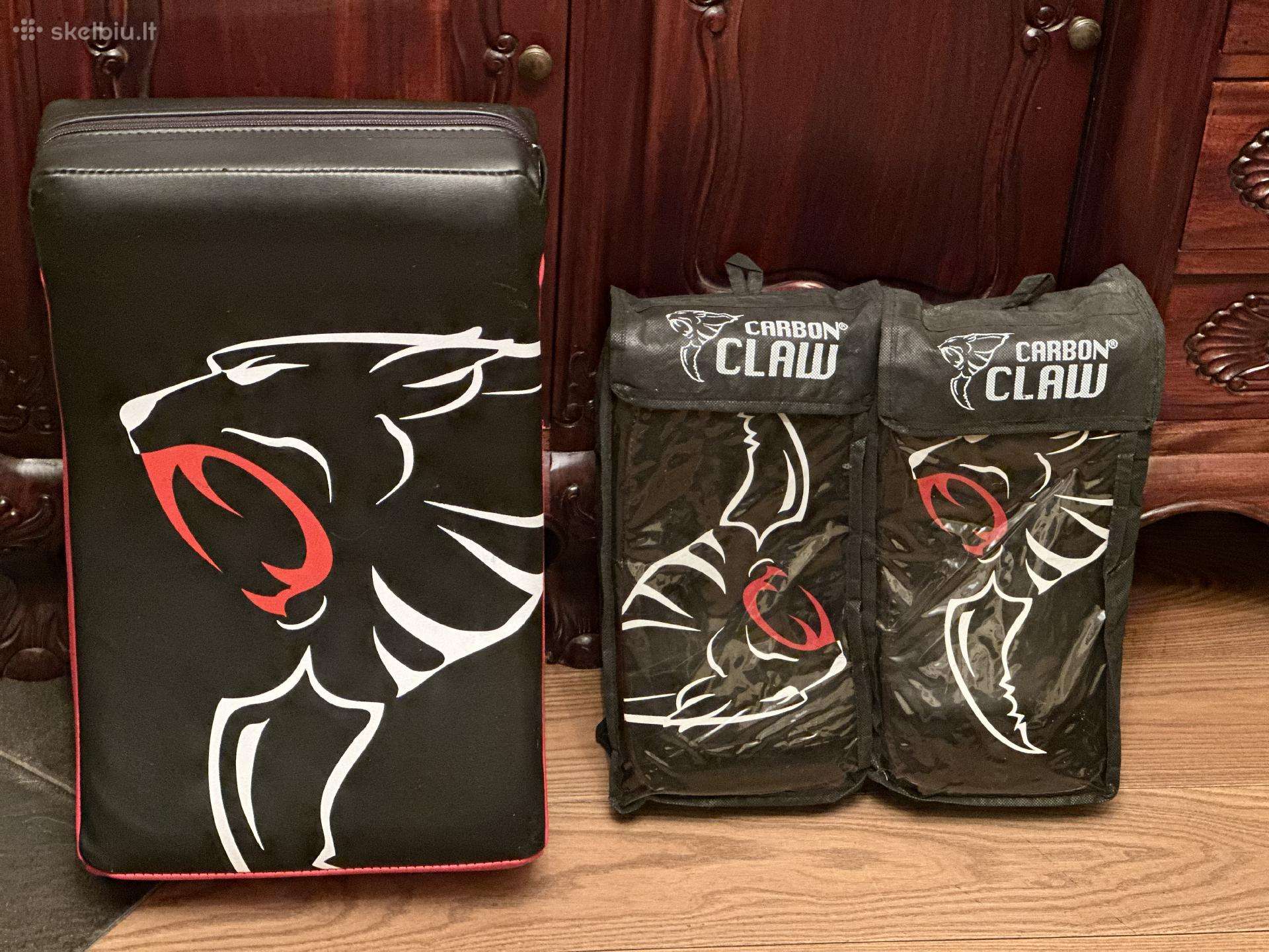 Carbon Claw Razor Pro Curved Thai Pad