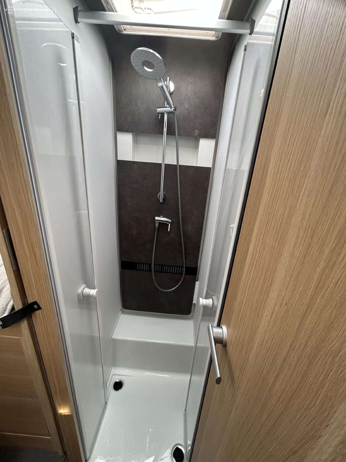 Adria MATRIX PLIUS 670 SL, campers