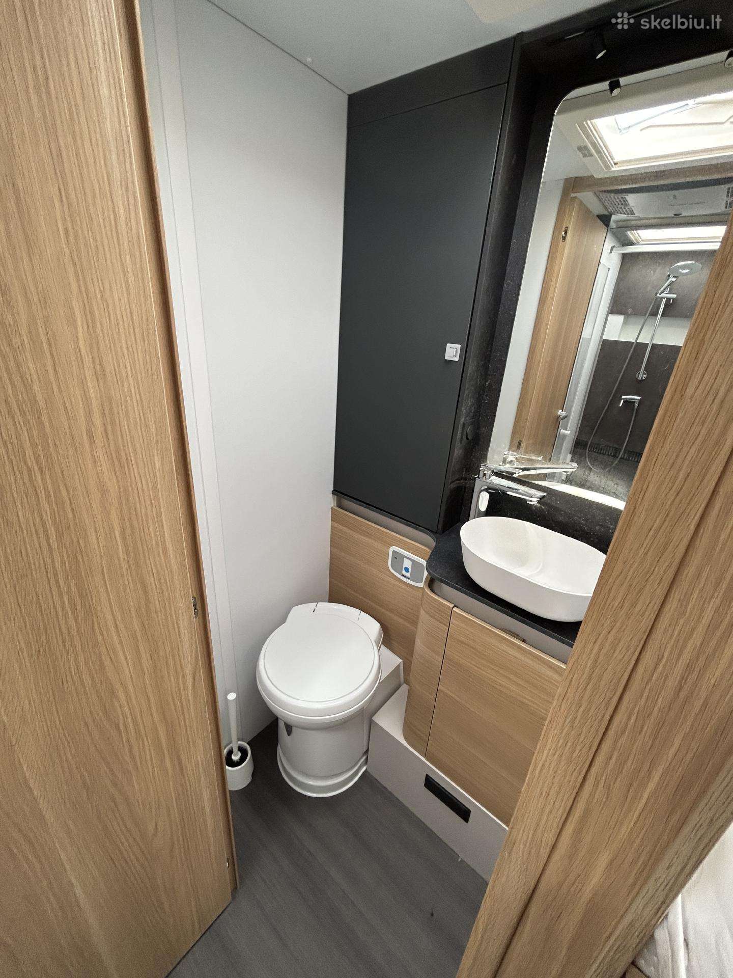 Adria MATRIX PLIUS 670 SL, campers