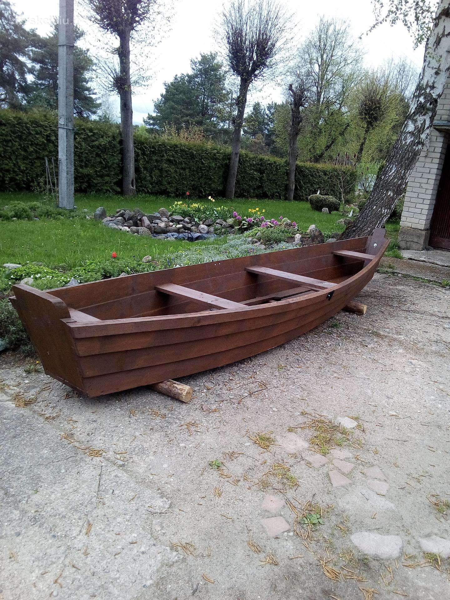 Vyto valtys, medinės valtys
