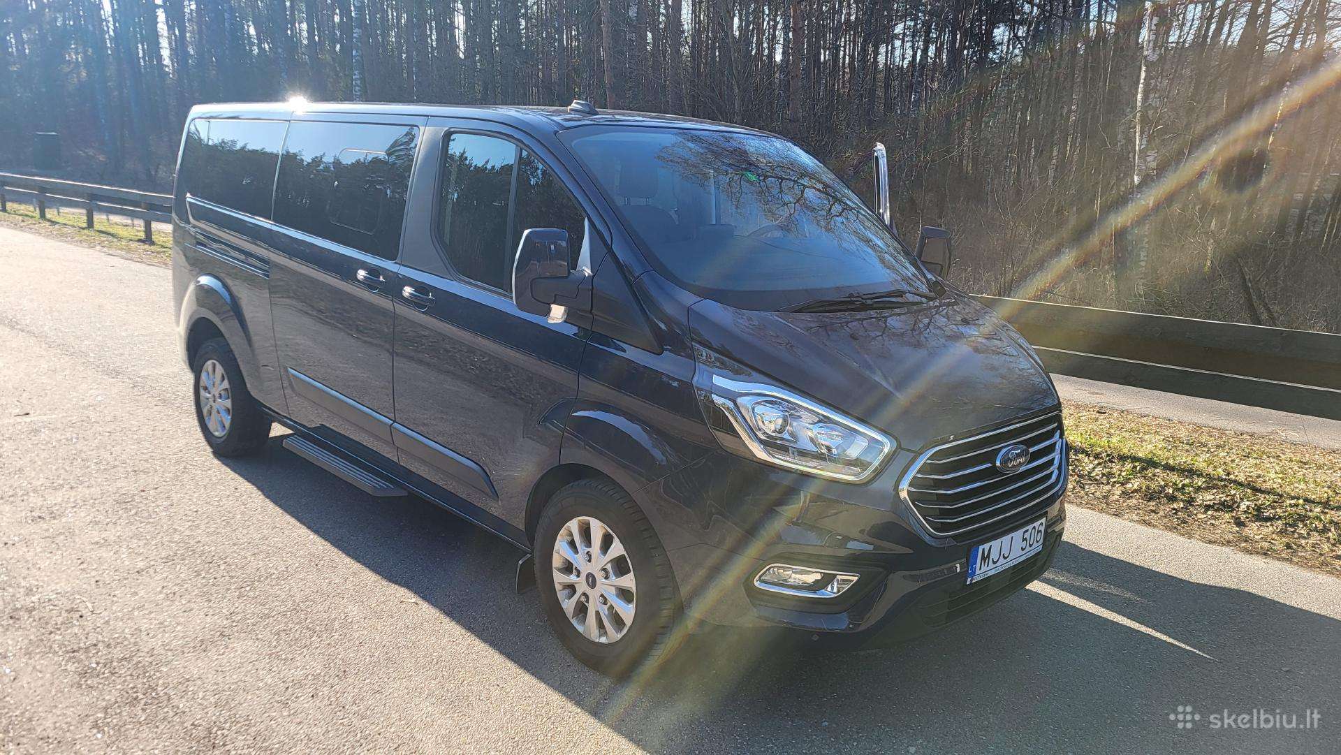 Ford Tourneo Custom, passenger minibus