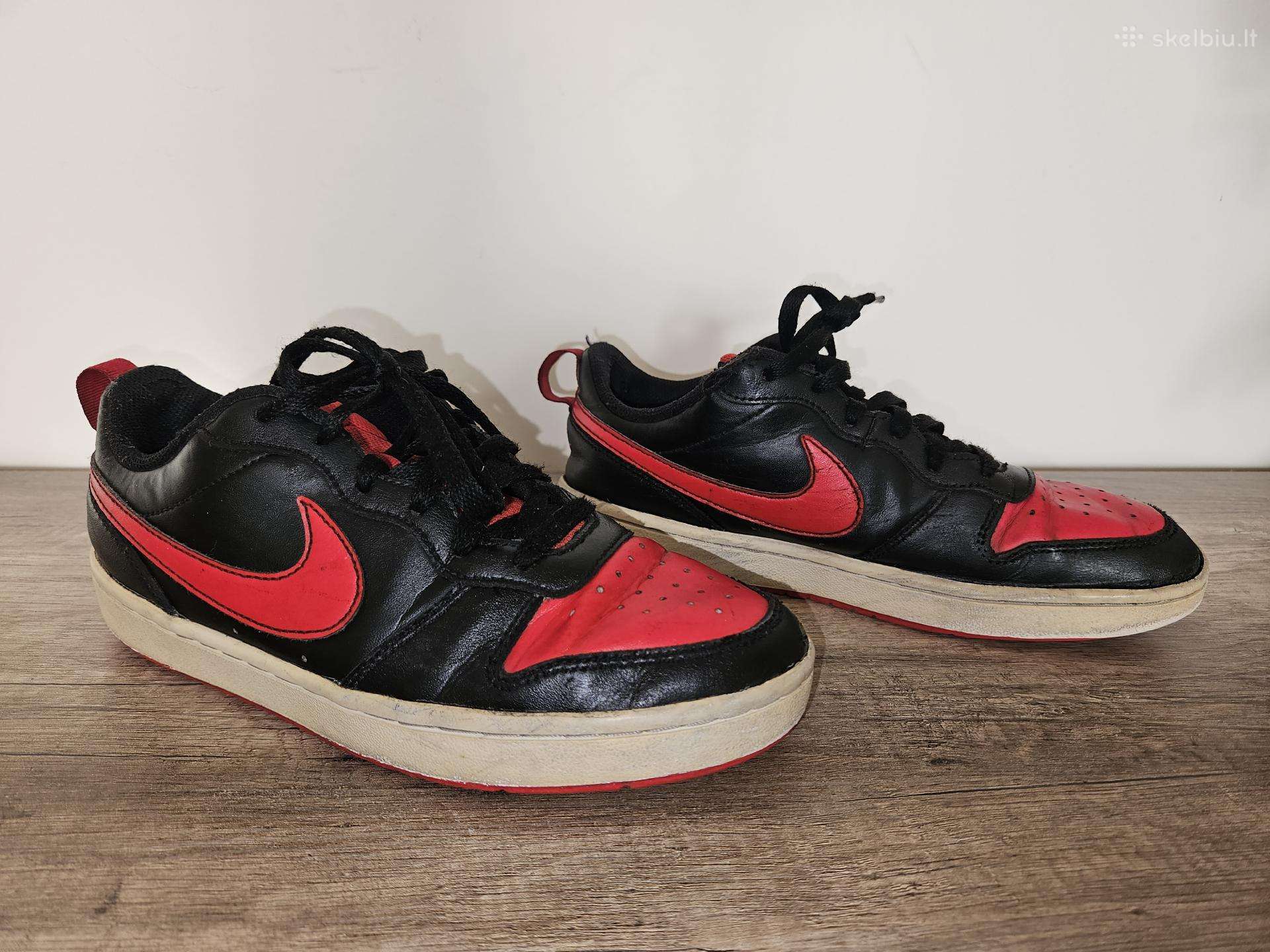 Nike raudoni su juodu laisvalaikio batai 39 dydis
