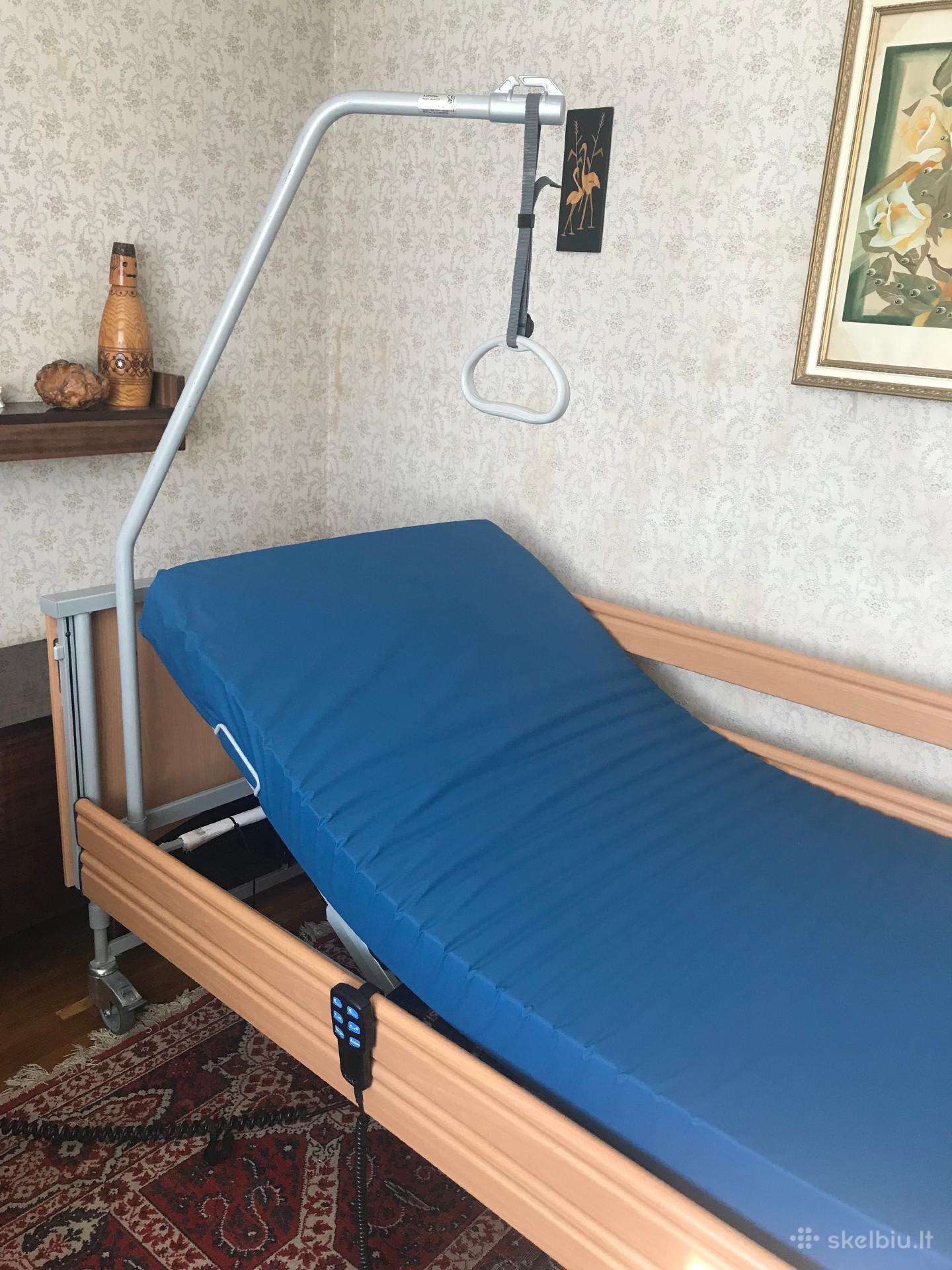 Funkcinė lova su nauju čiužiniu