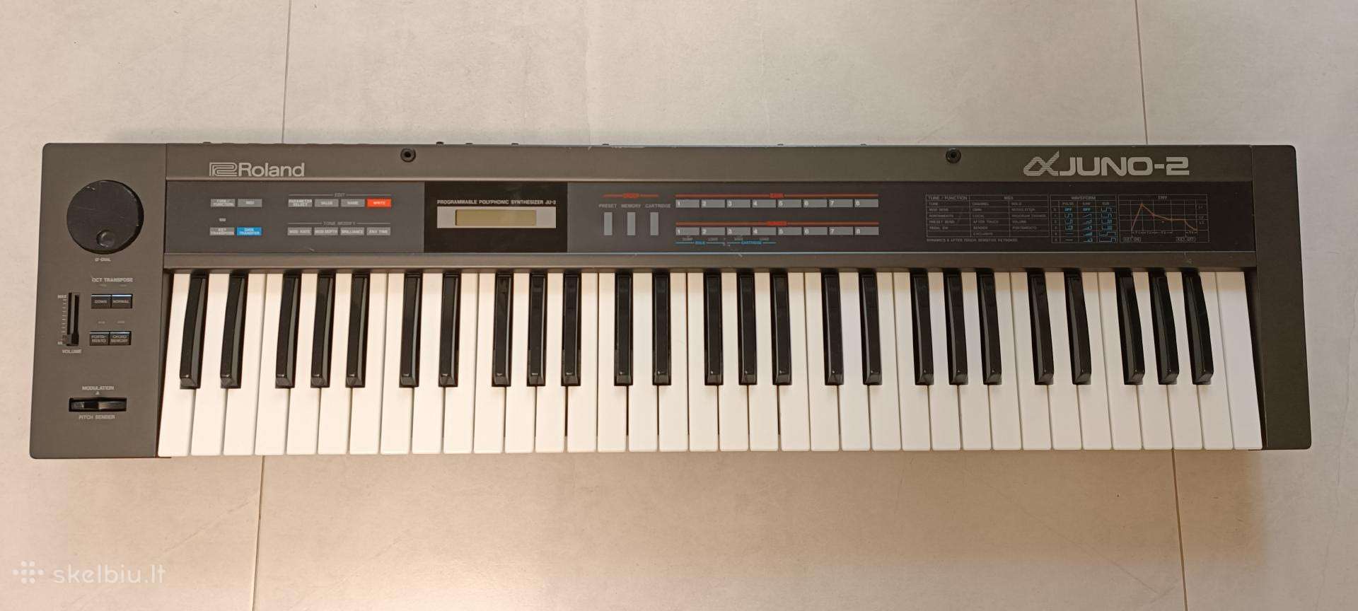 Roland Alpha Juno 2