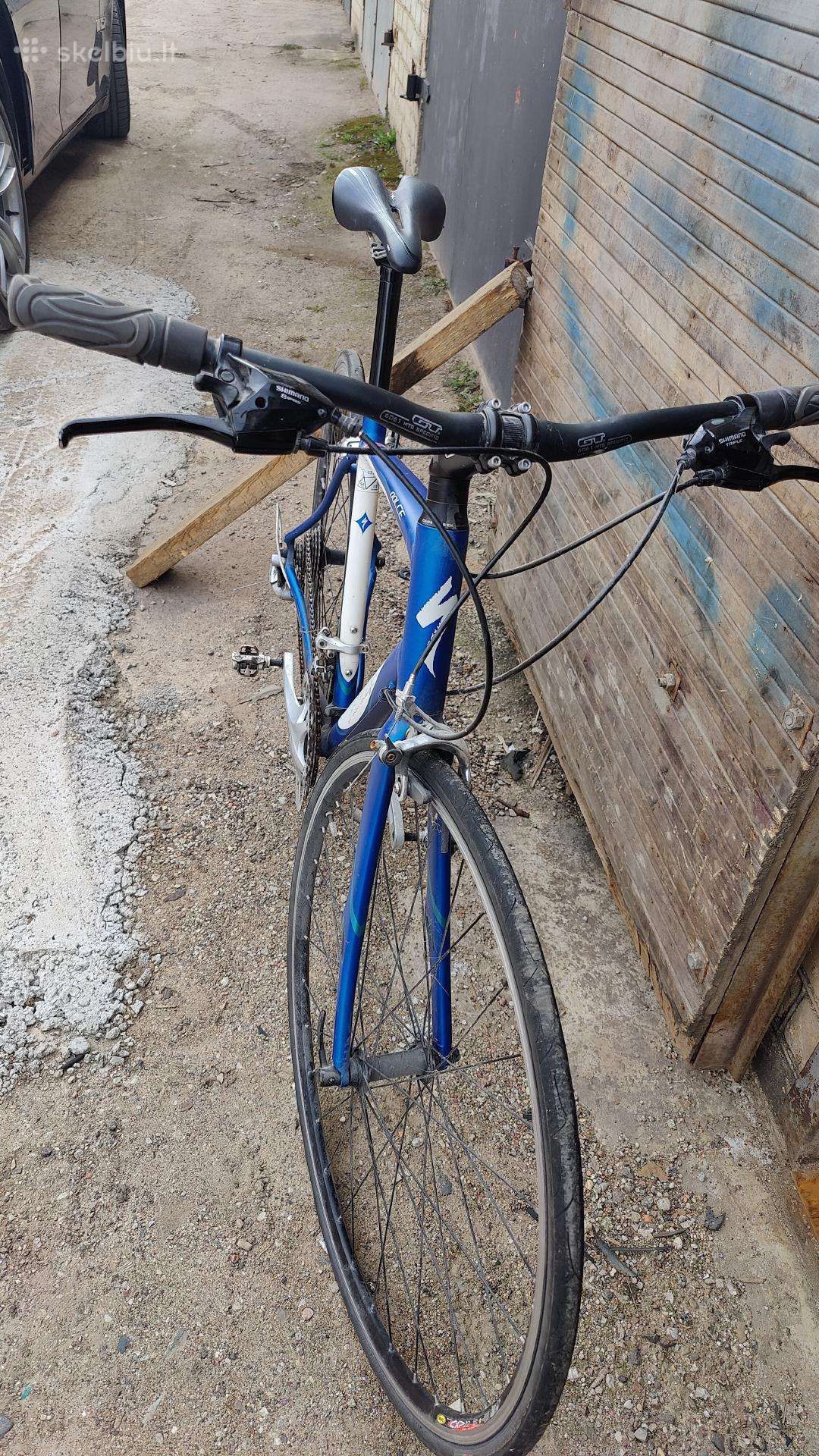 Гибридный велосипед Specialized