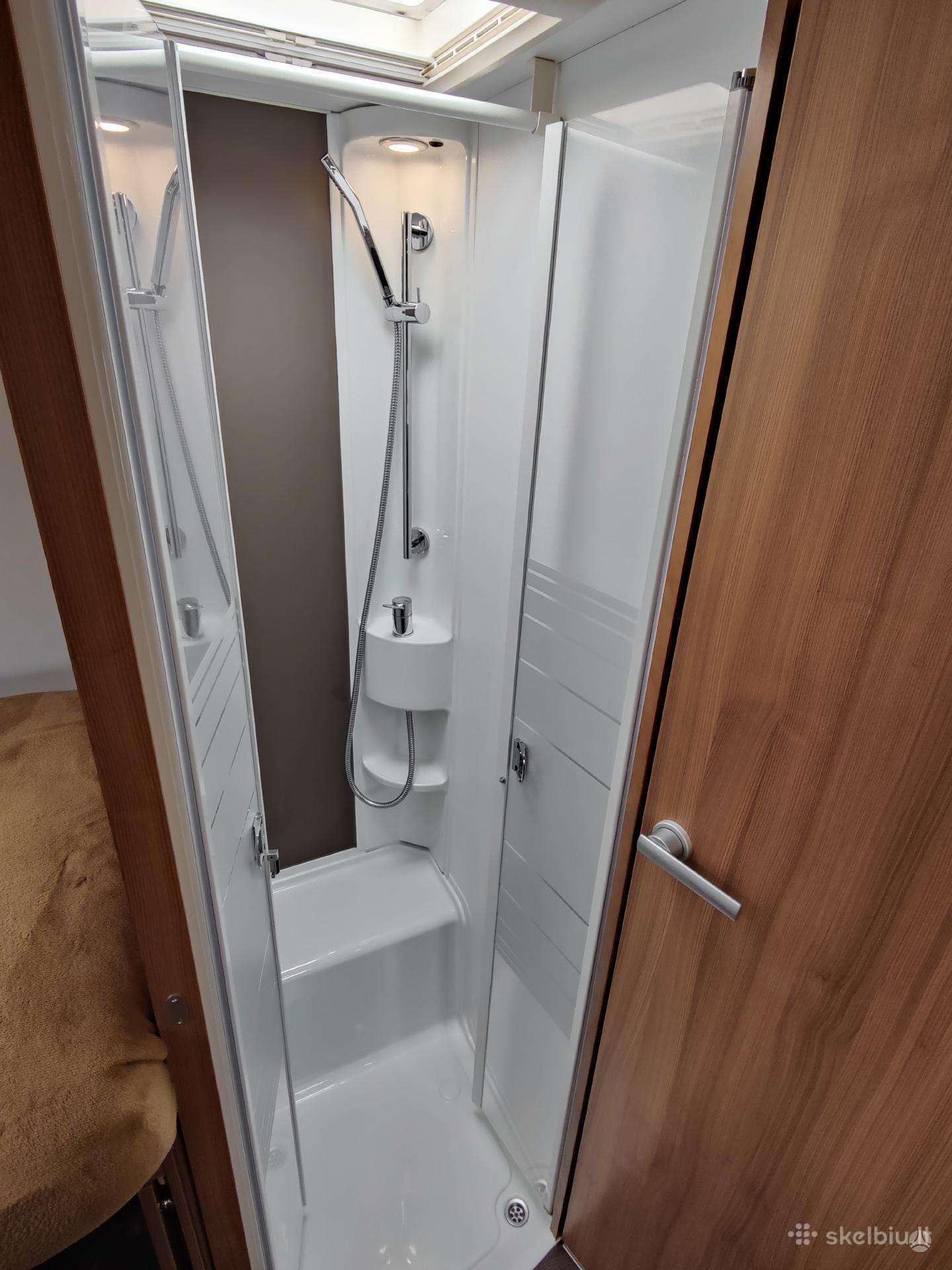 Adria MATRIX SL670, campers