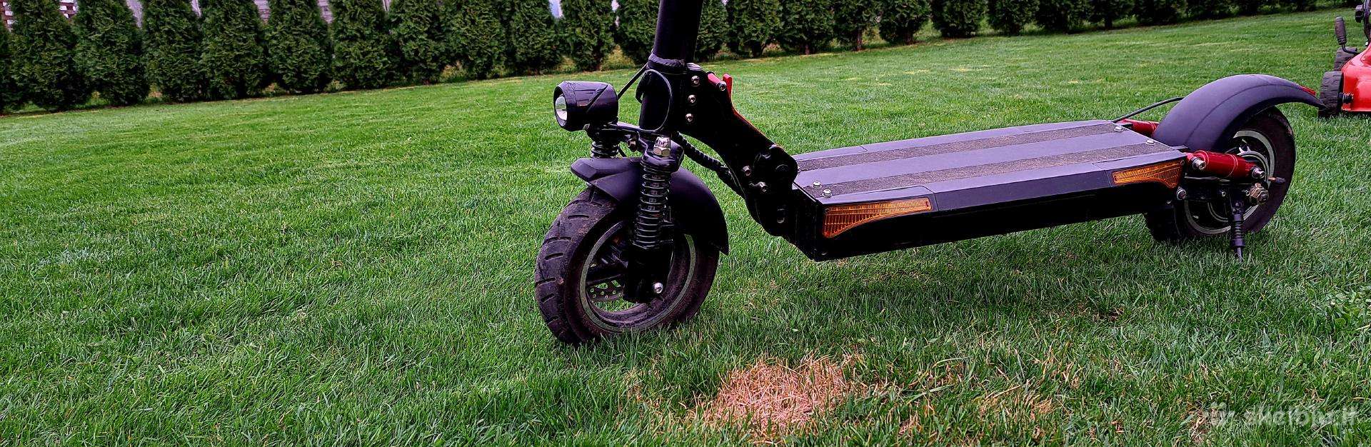 Электрический самокат MaxWheel