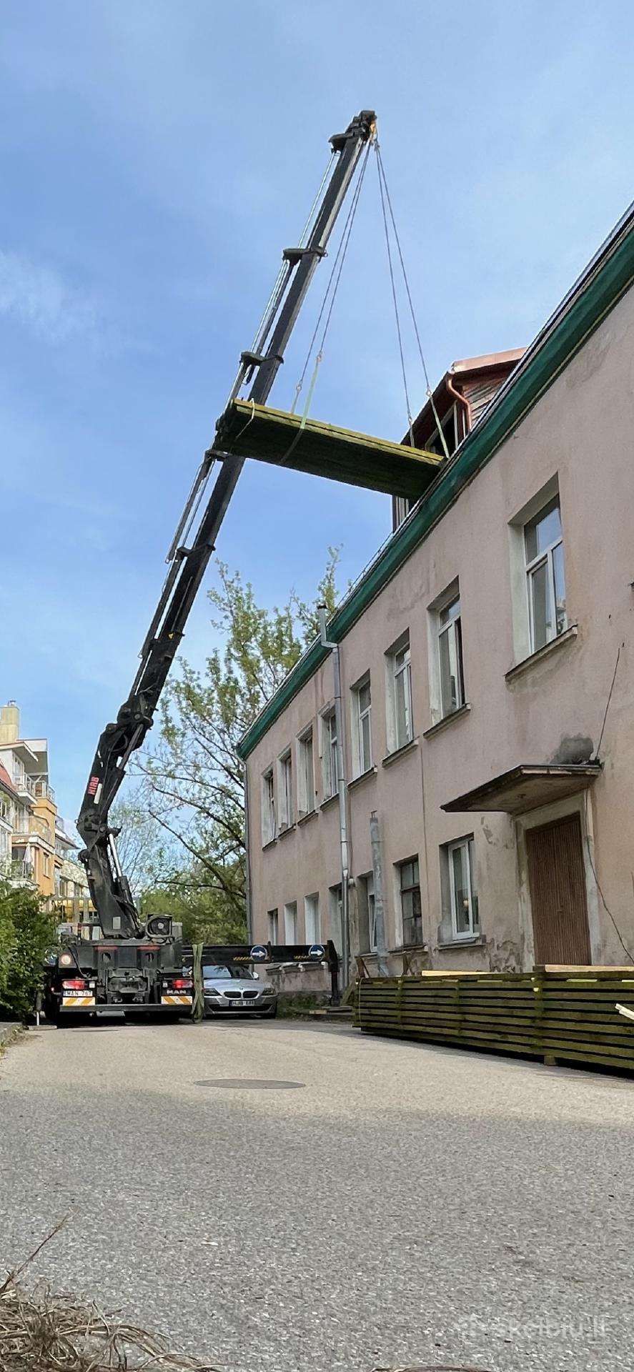Fiskaro manipuliatorius sunkvežimis kranas nuoma