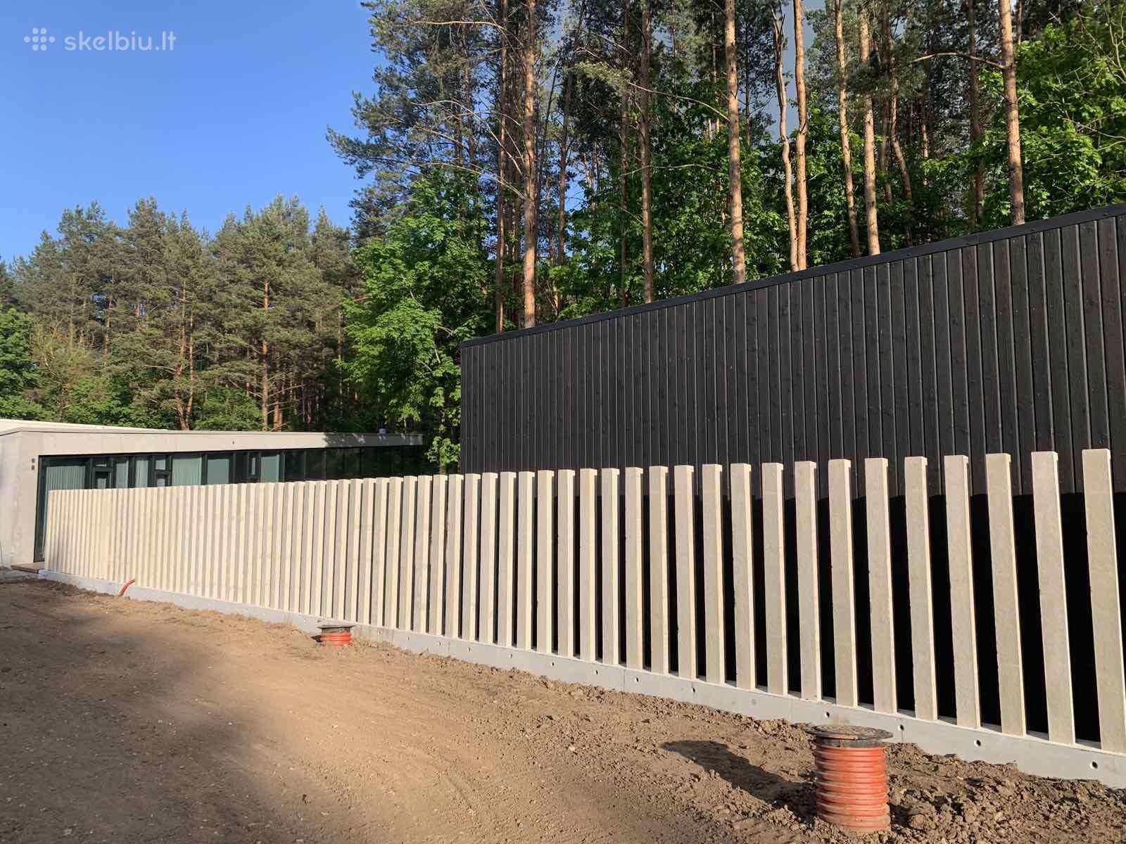 Tvoros stulpas betono šukinė tvora