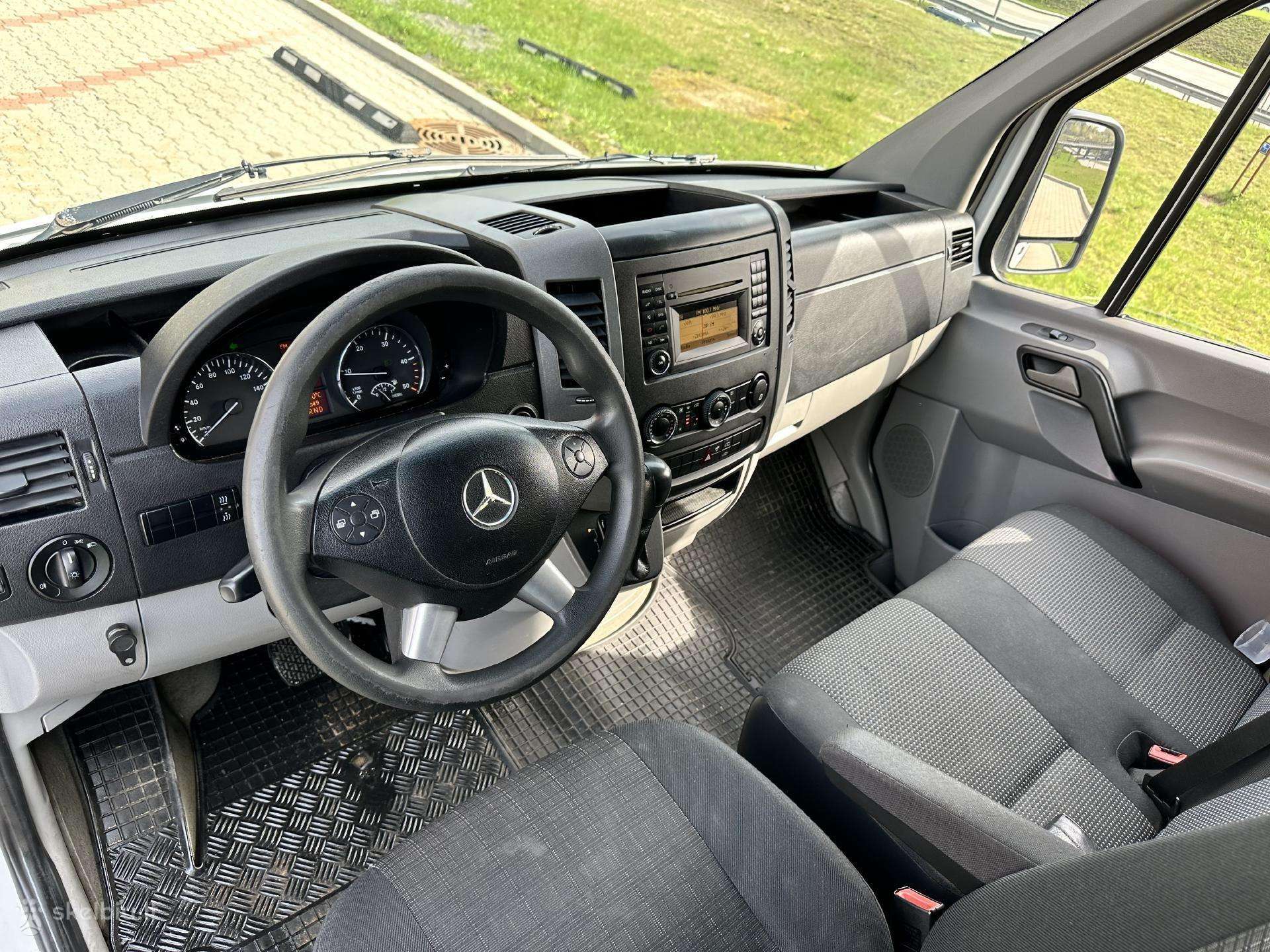 Mercedes-Benz Sprinter, cargo van