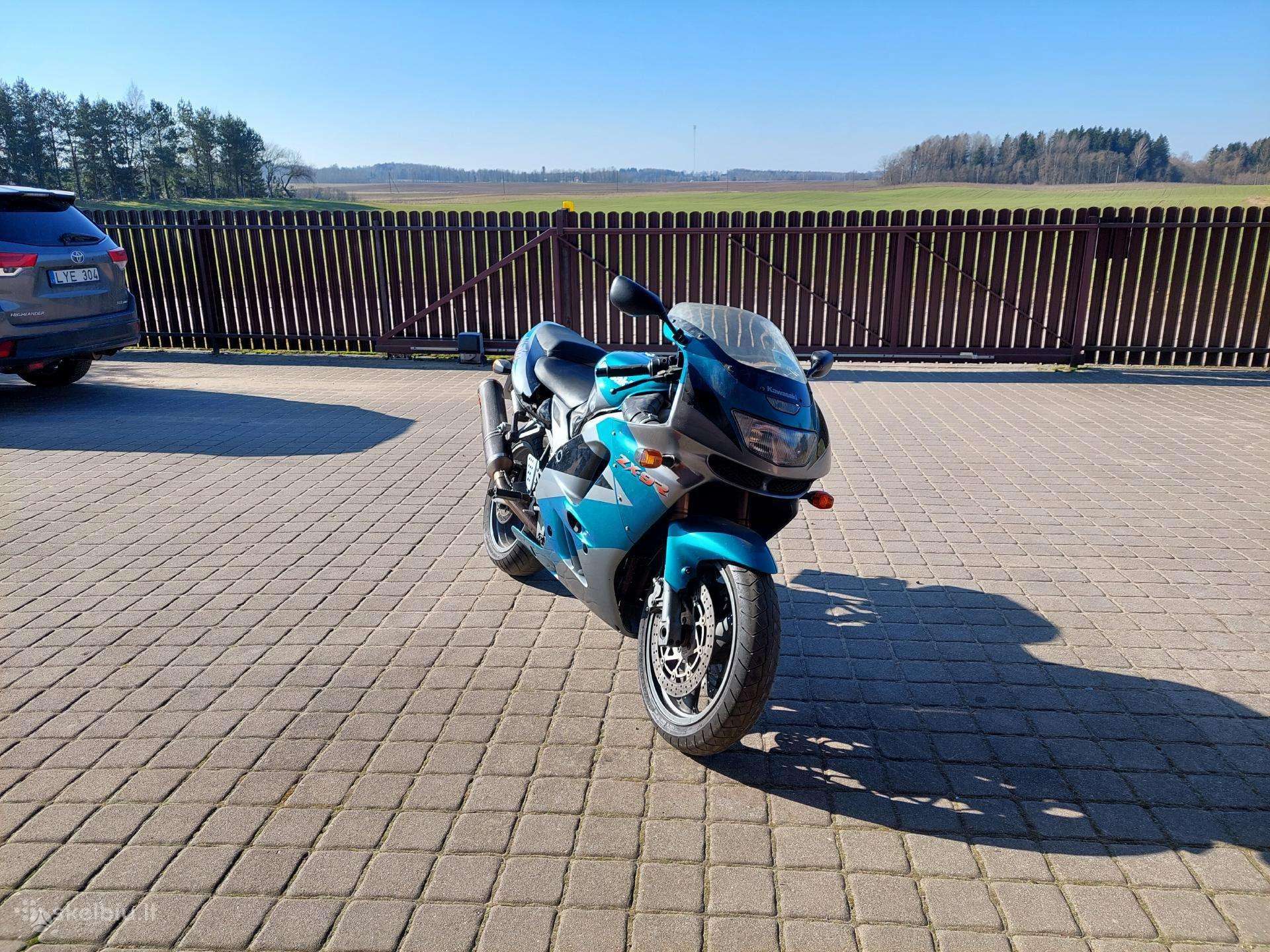 Kawasaki Zx-r Ninja 900cm