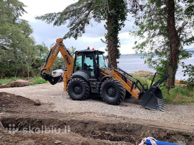 Case 695ST, construction and road construction equipment rental