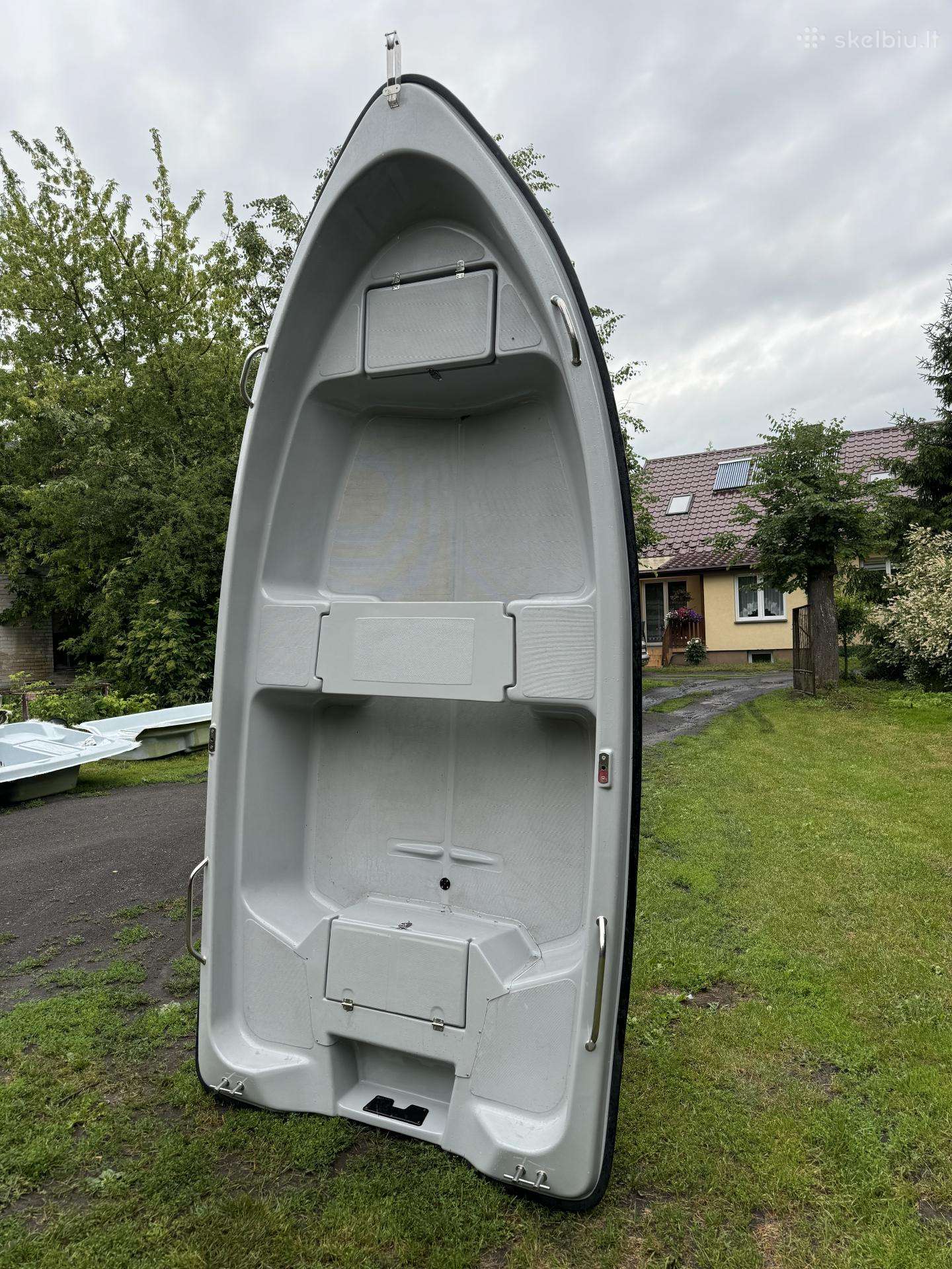 Lenkiją, plastic boats