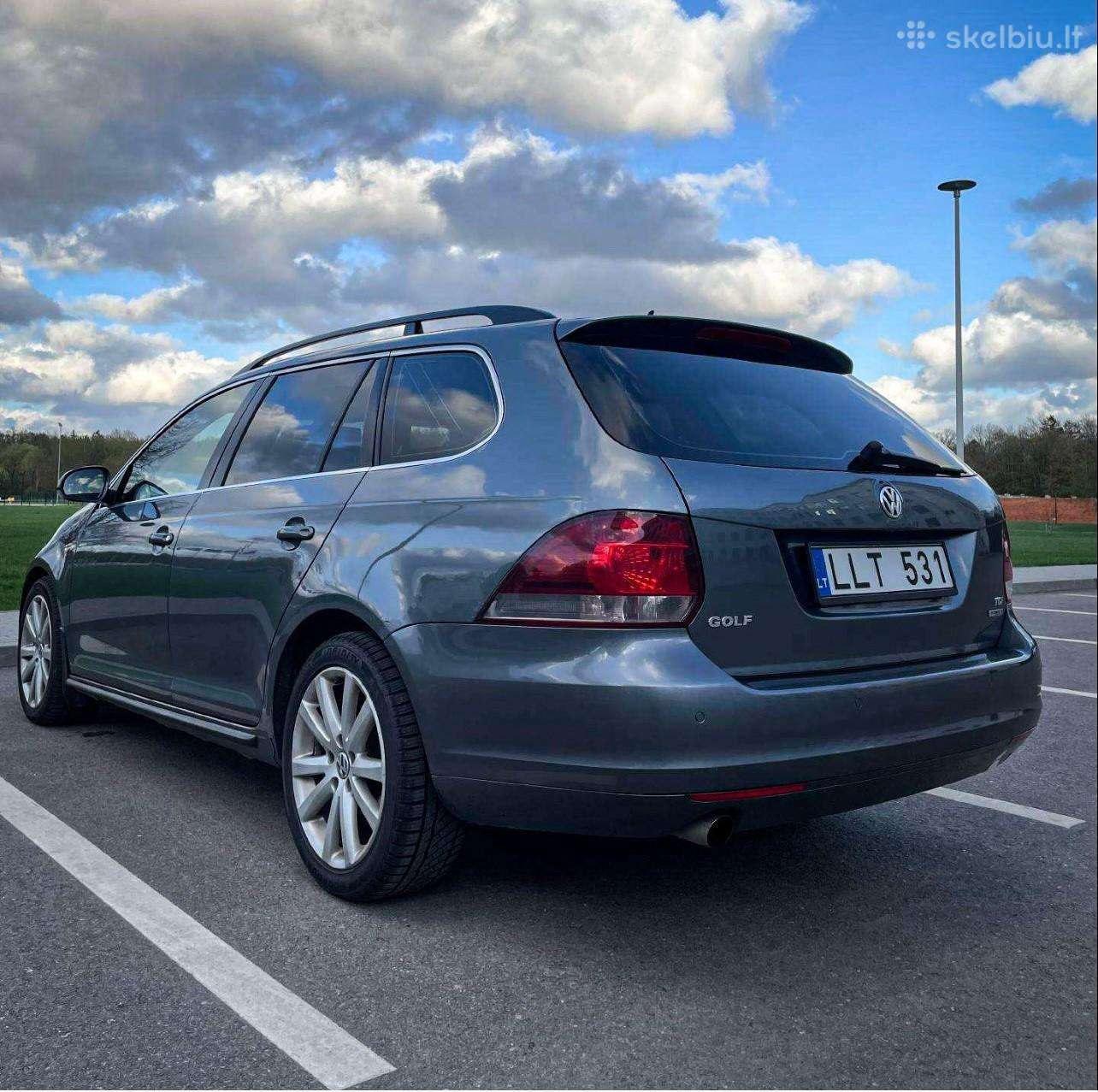 Volkswagen Passat, saloon / sedan
