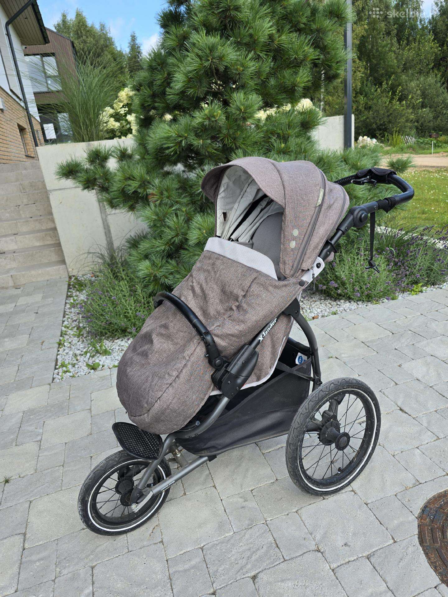X-lander Xrun vezimelis