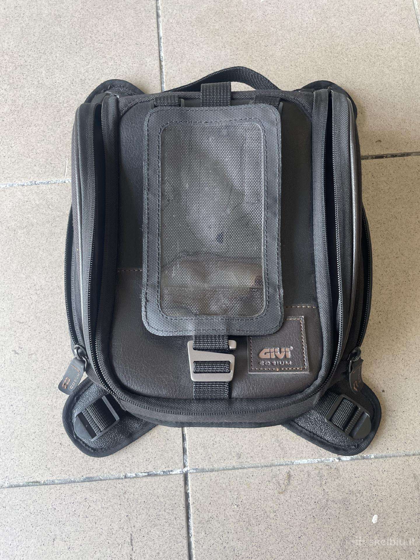 Givi corium tašė ant bako