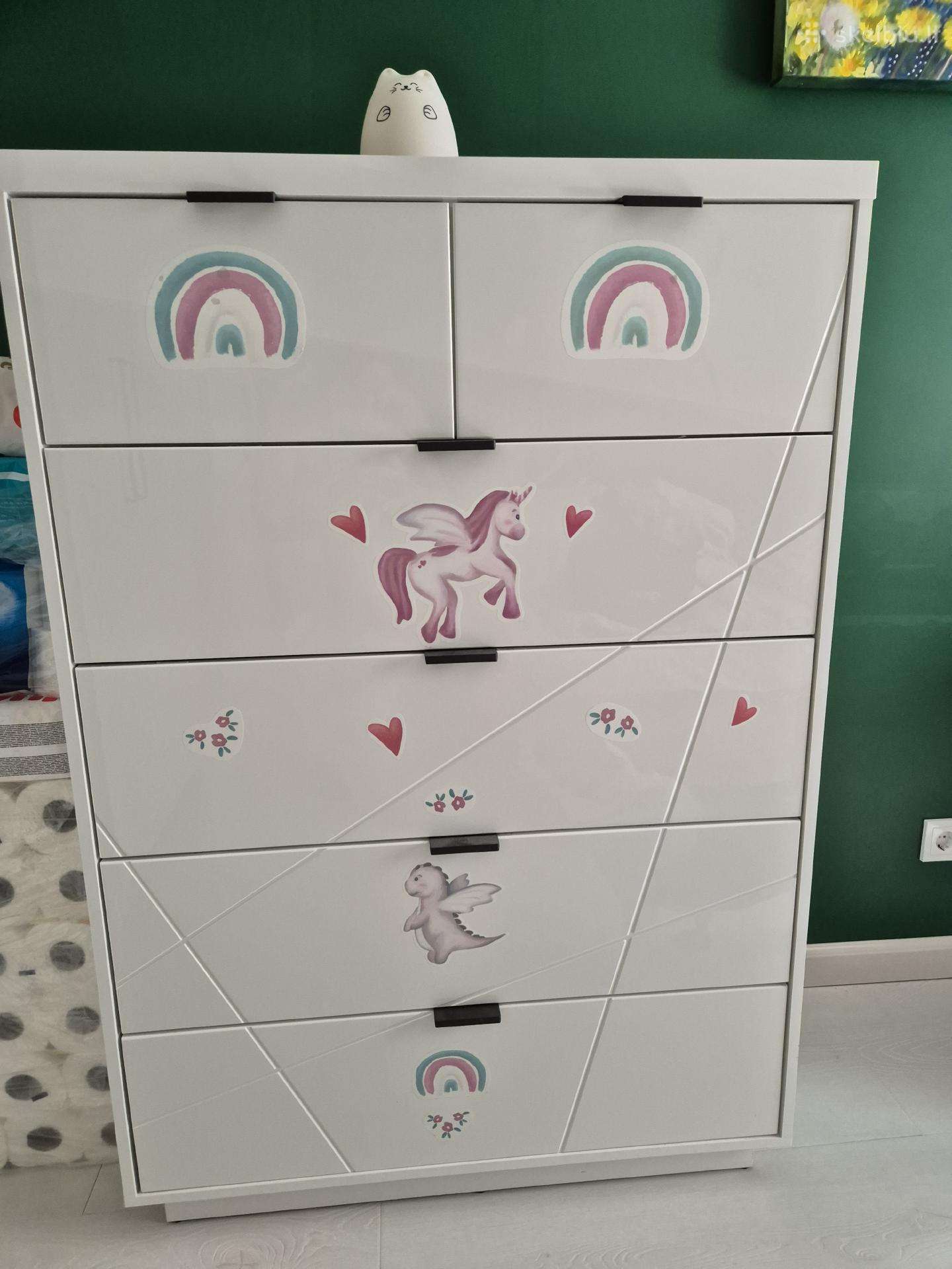 Moderni talpi Komoda idealios bukles
