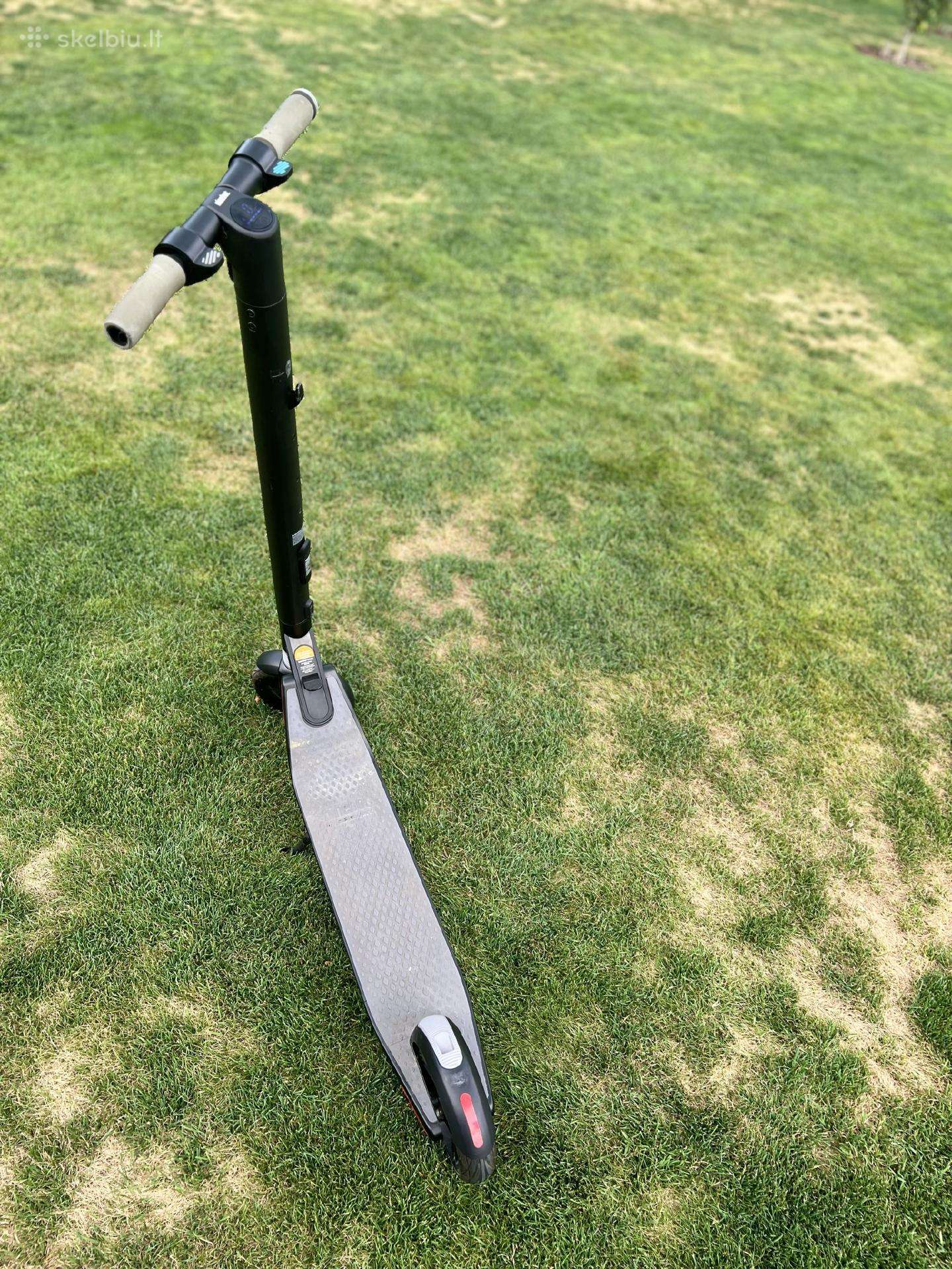Electric scooter Segway-Ninebot