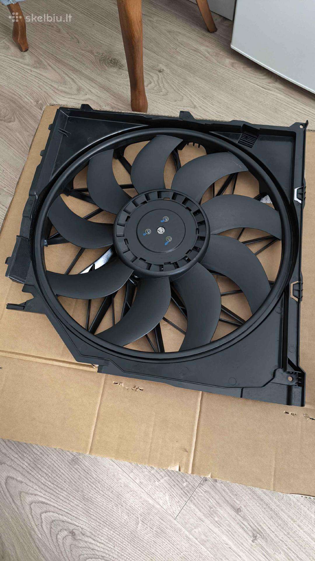 Bmw Radiatoriaus ventiliatorius Nrf 47672