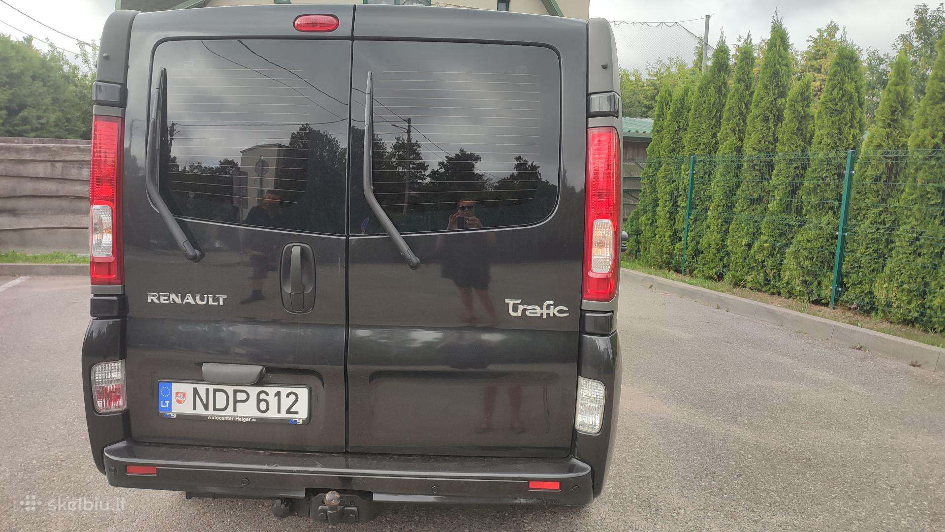 Renault Trafic, passenger minibus