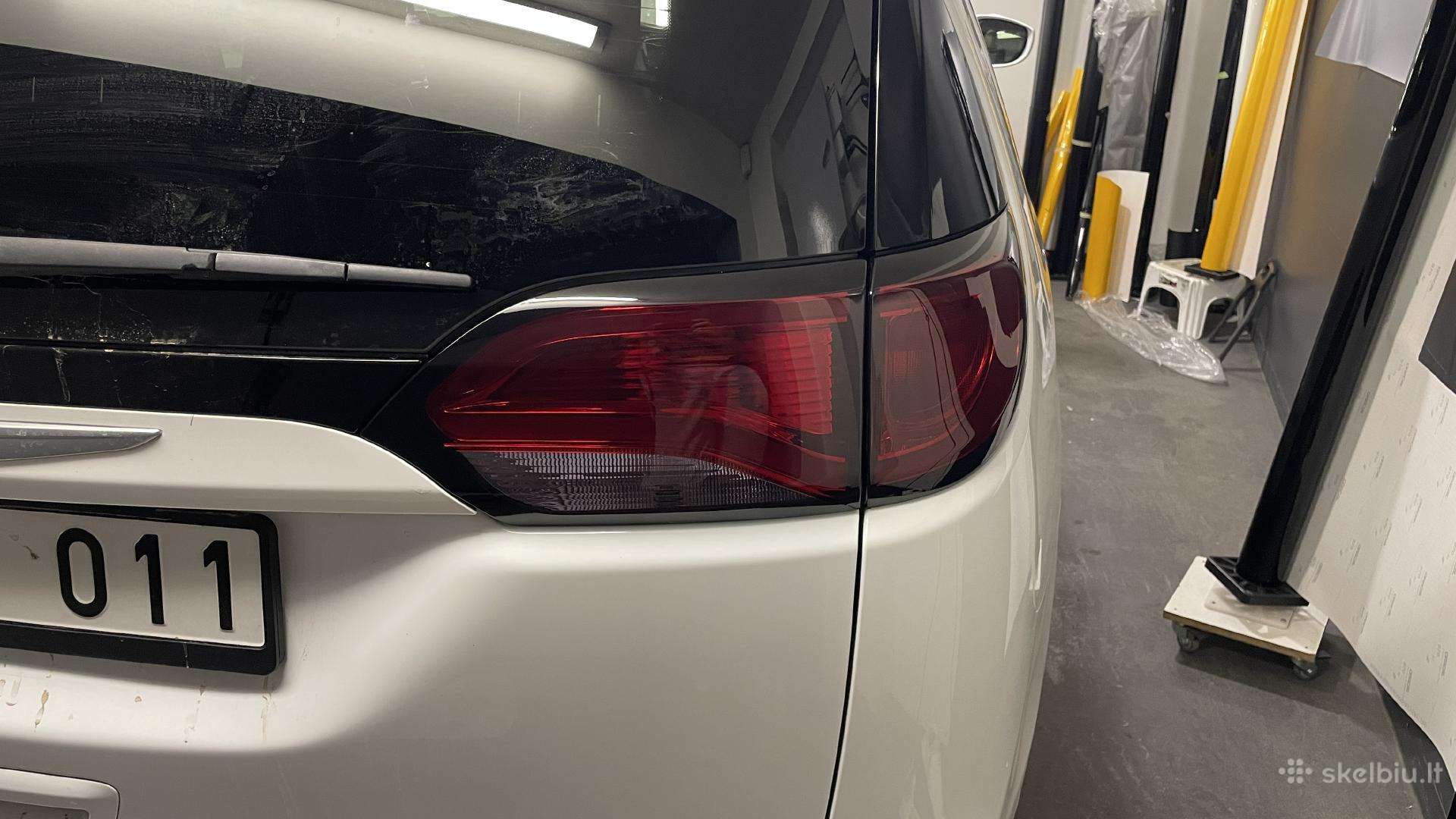 Automobilių apklijavimas plėvele