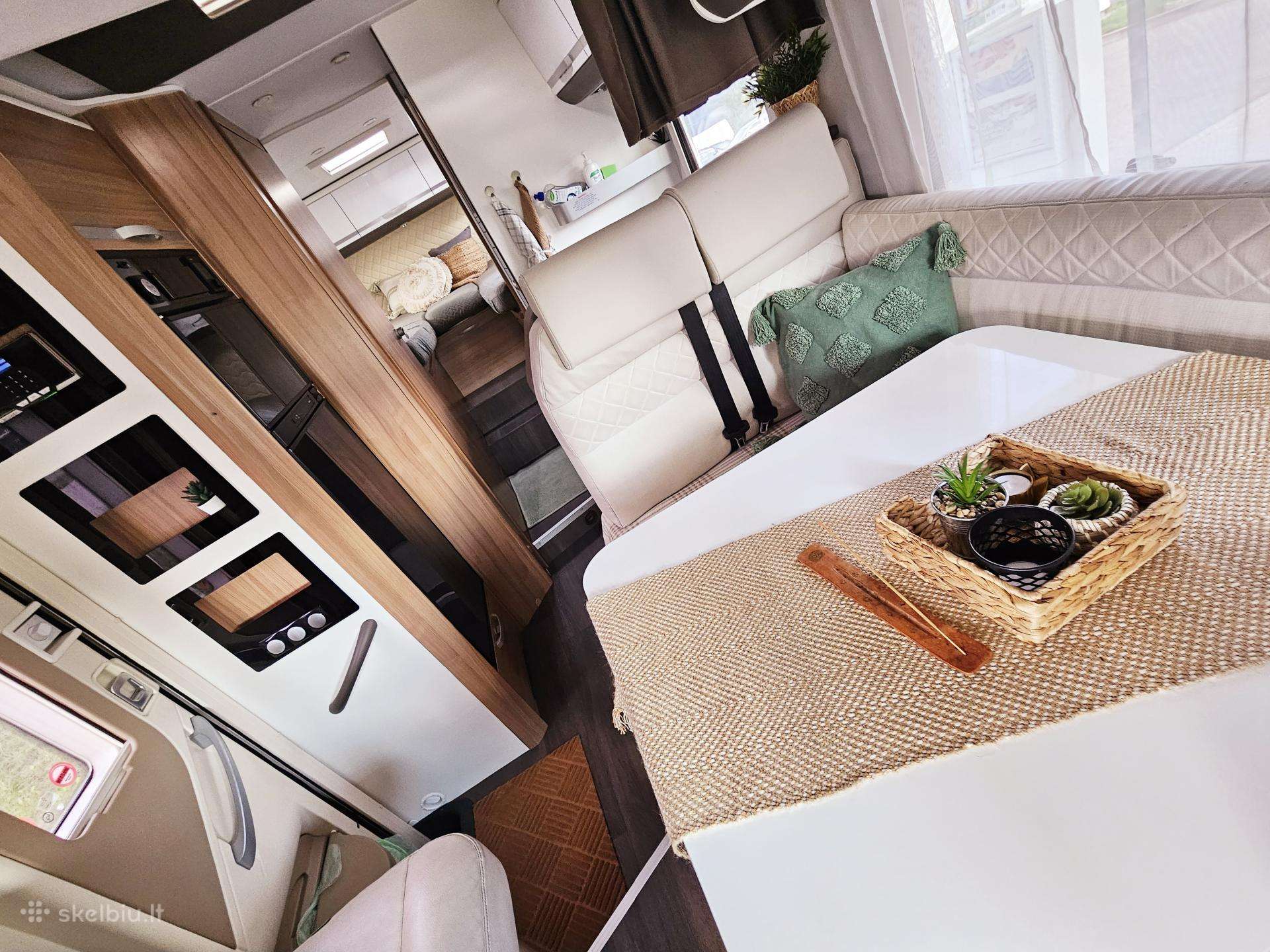 Adria MATRIX SL670, campers