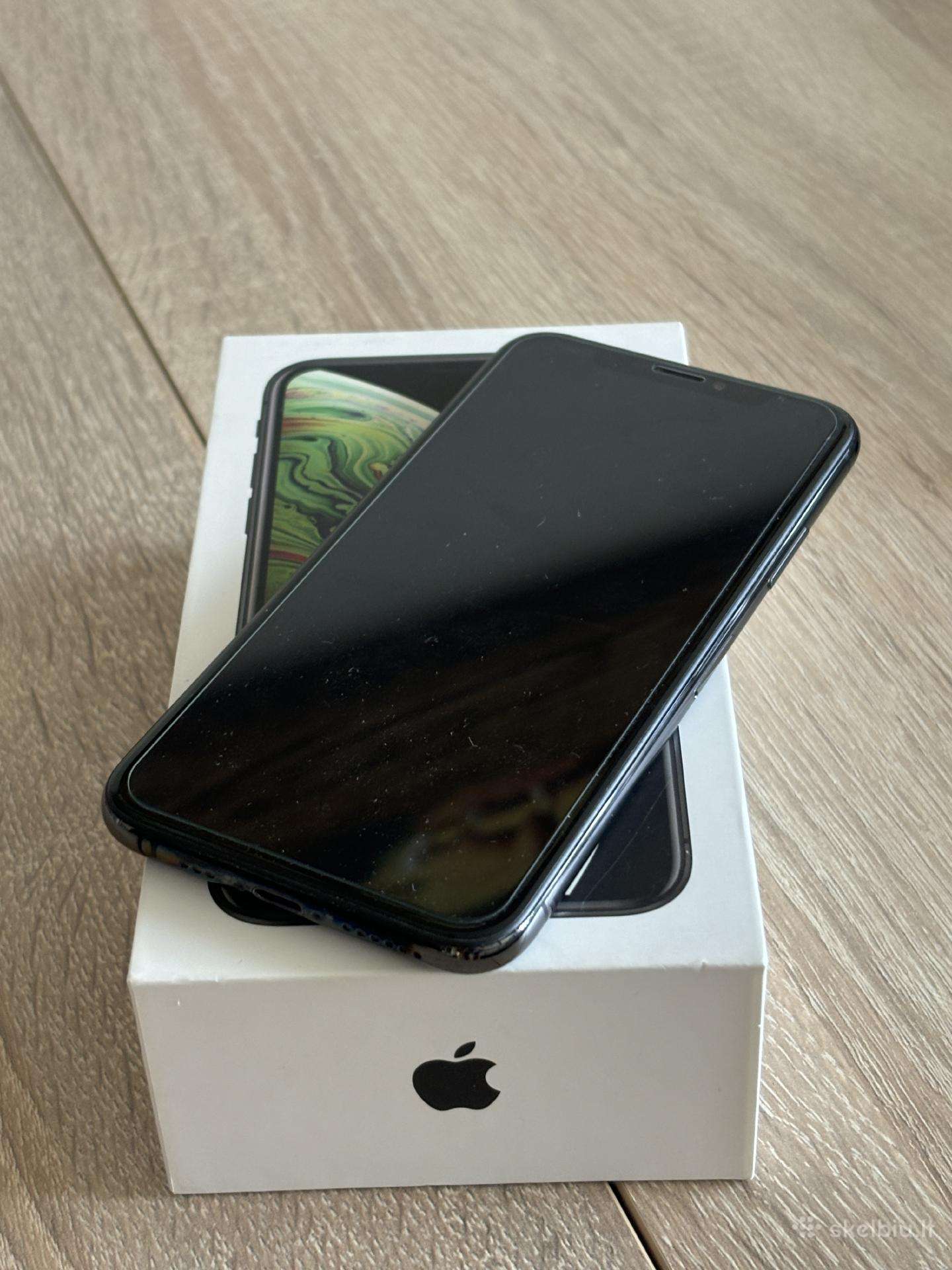 iPhone Xs