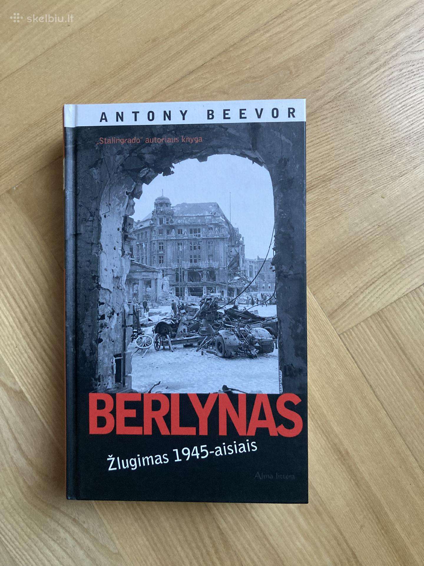 Knyga “Berlynas, zlugimas 1945-aisiais