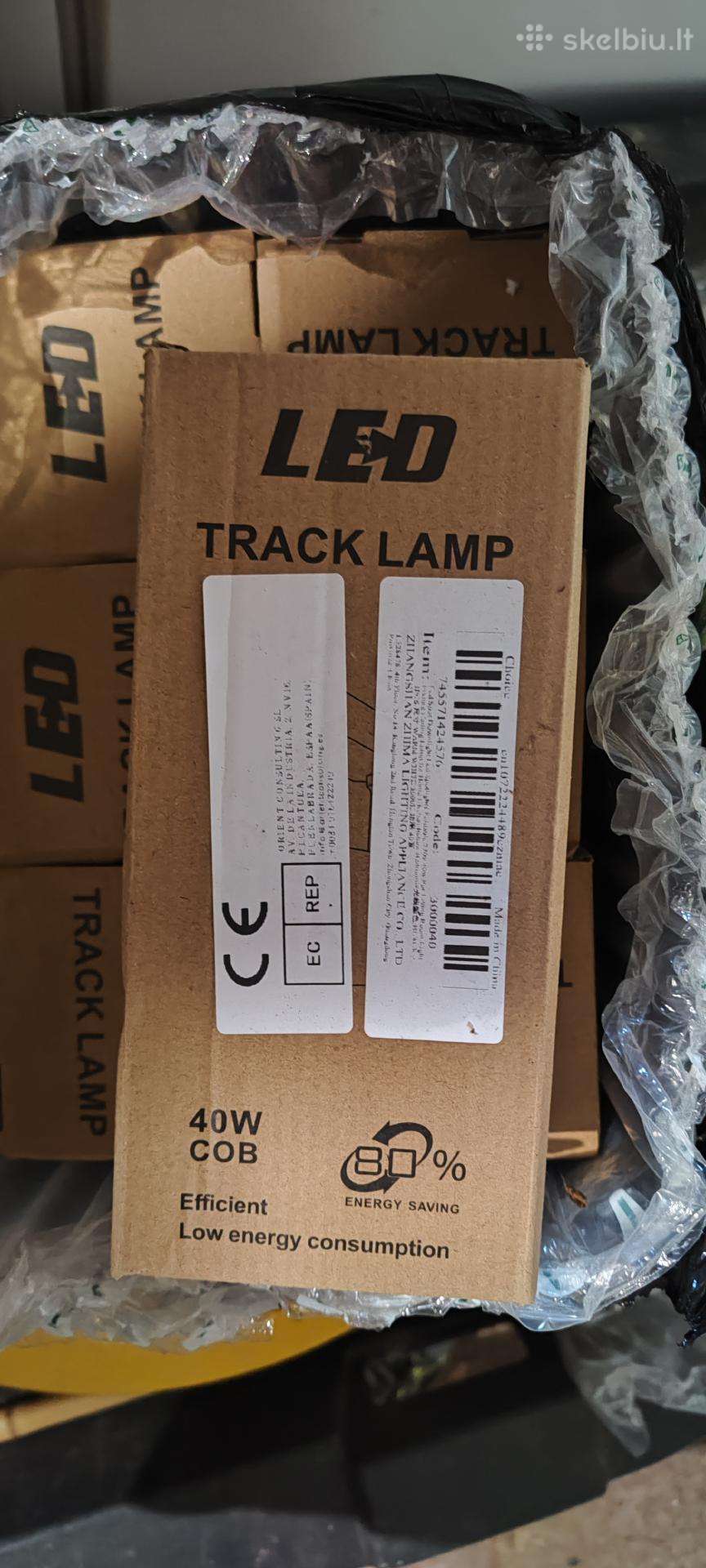 LED lempos kryptiniai šviestuvai