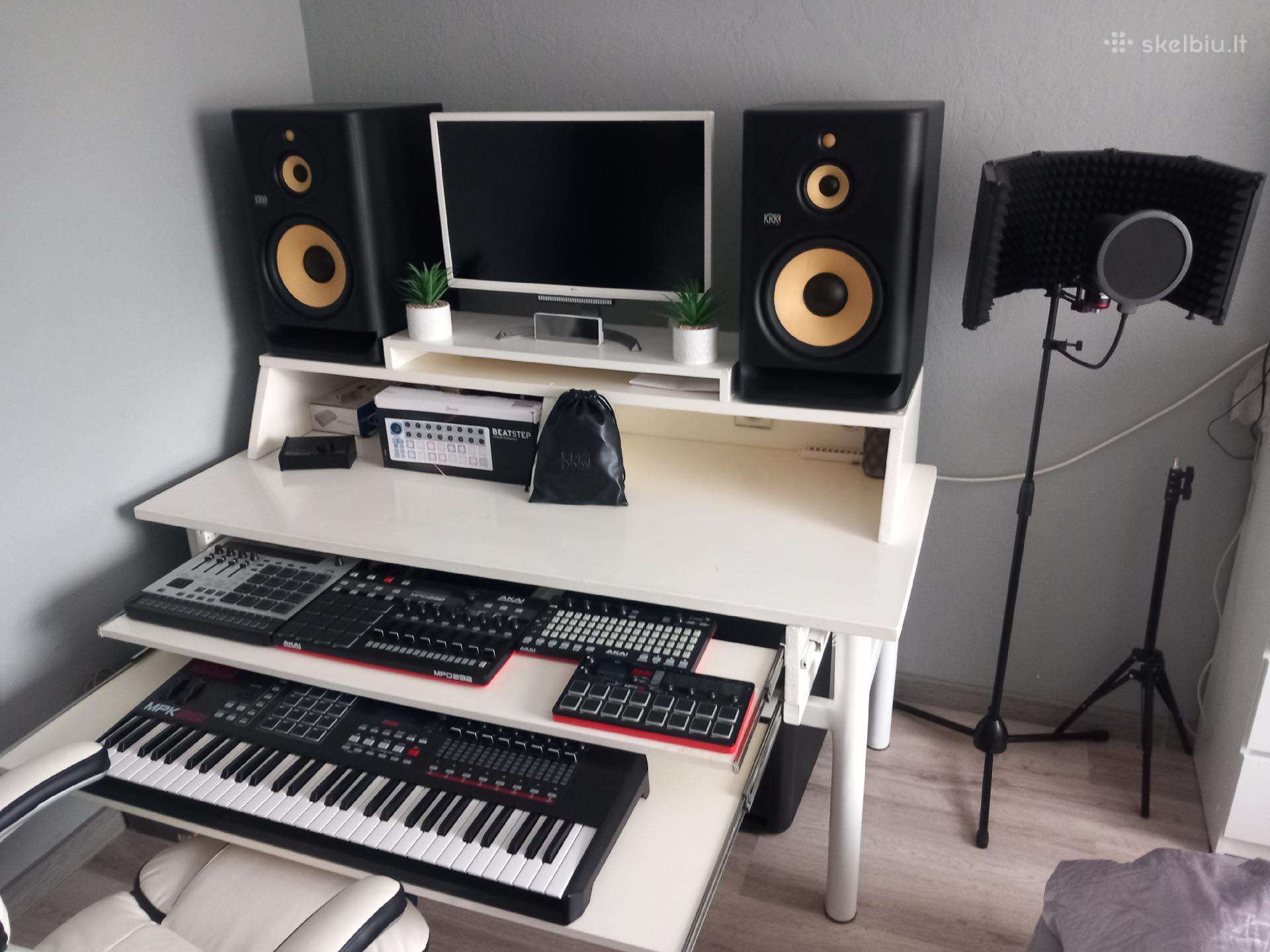 Krk komplektas ir daug midi instrumentu