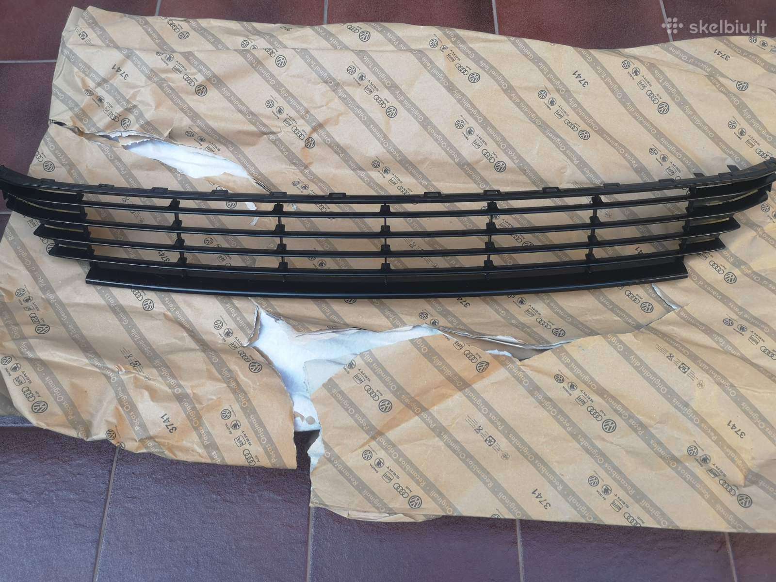 Parduodamos VW Passat Cc bamperio grotelės