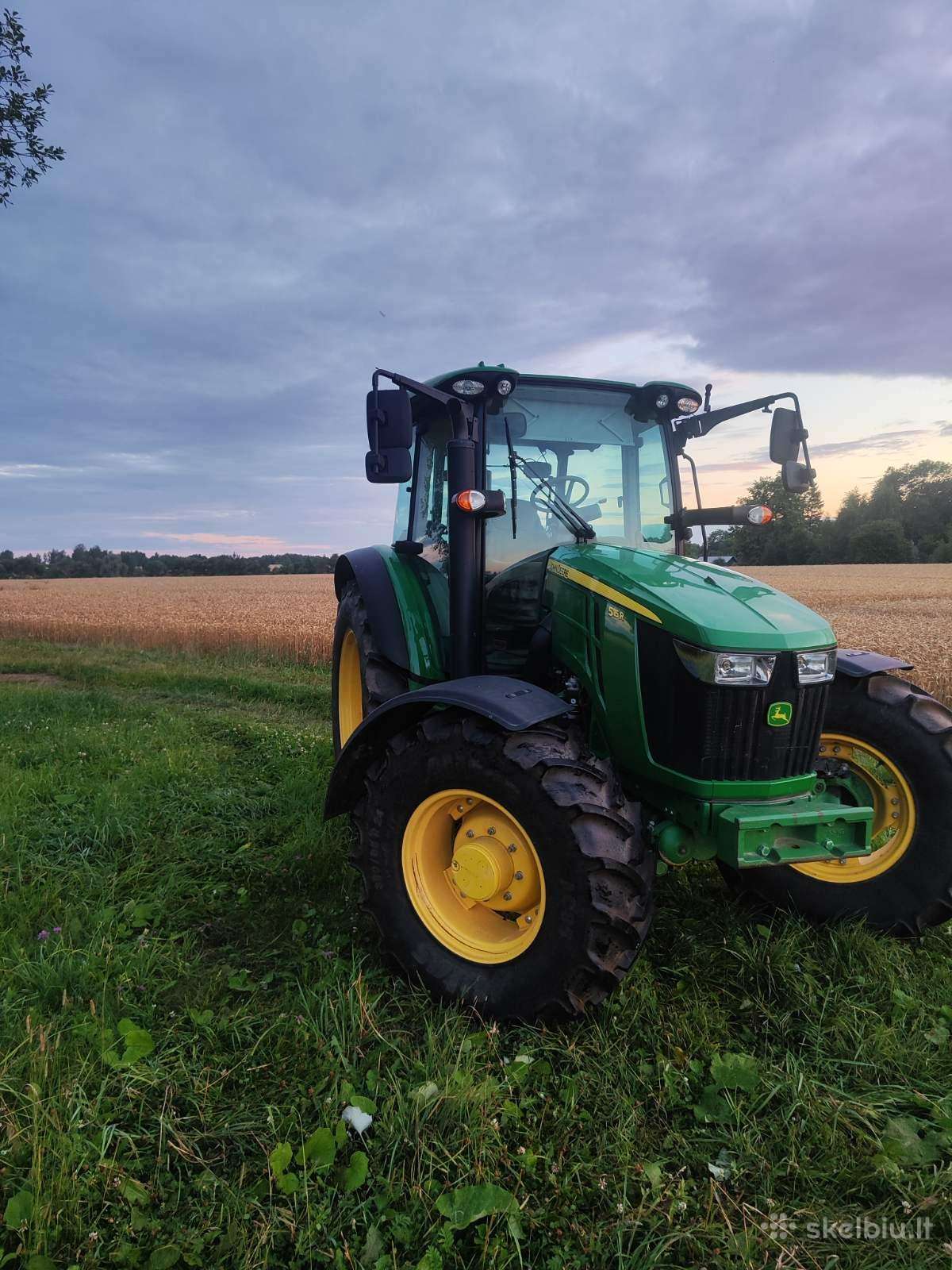 Parduodamas traktorius John Deere