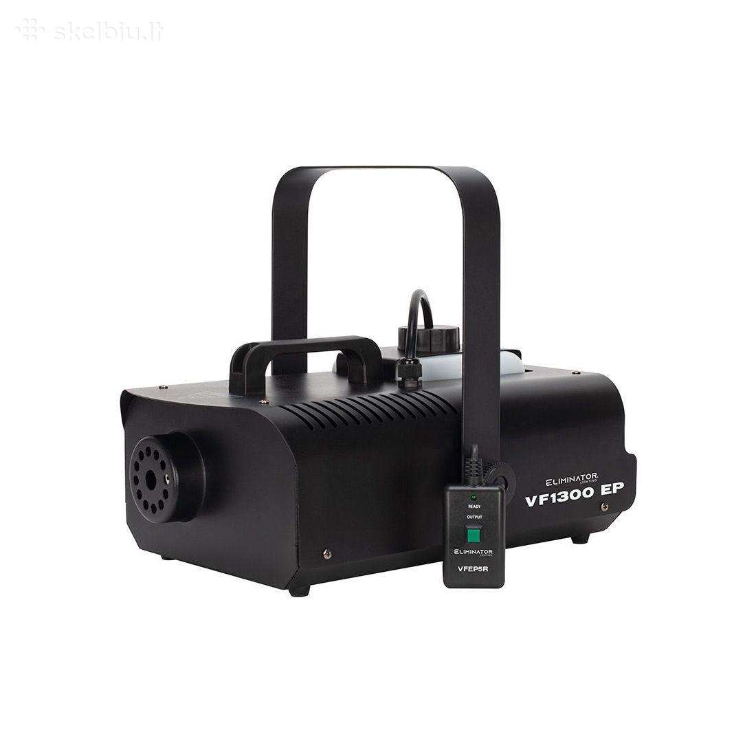 Dirbtinių dūmų mašina Adj Vf1300 + skystis (5l)
