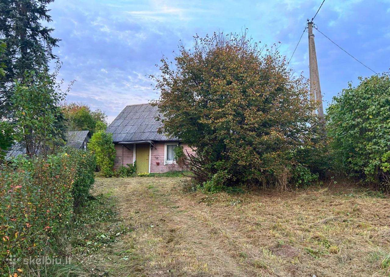 Namų valdos sklypas 0,33 h