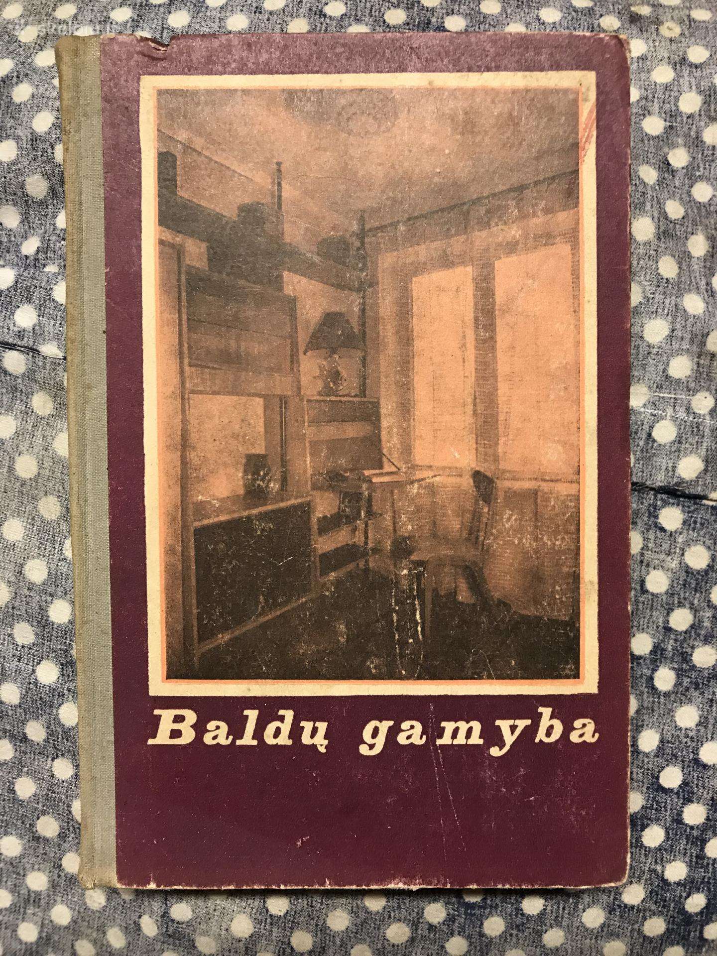 Baldų gamyba