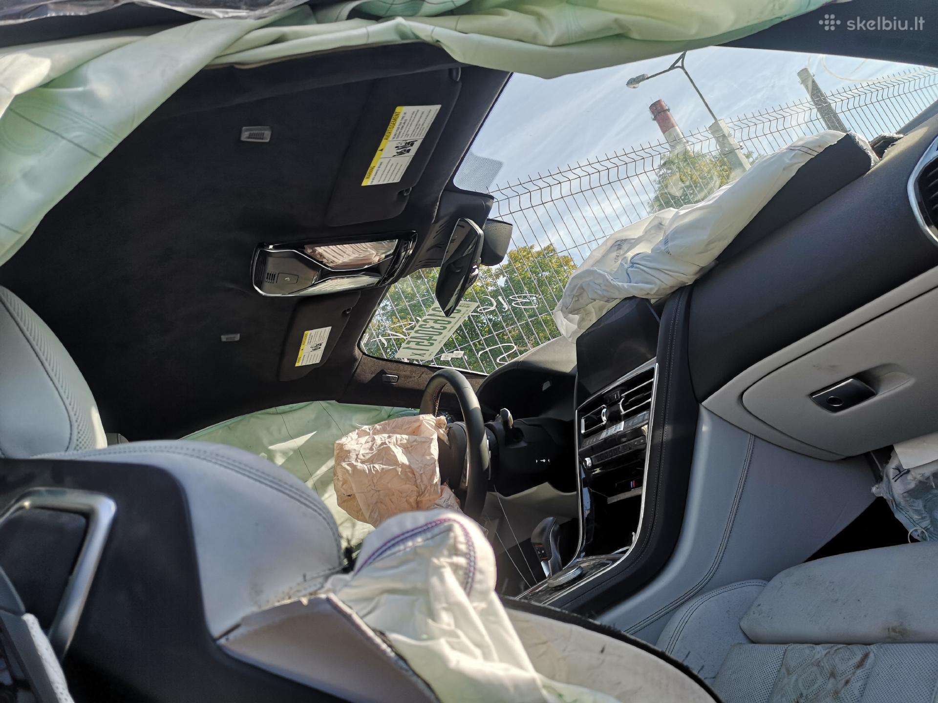 Automobilio salono darbai