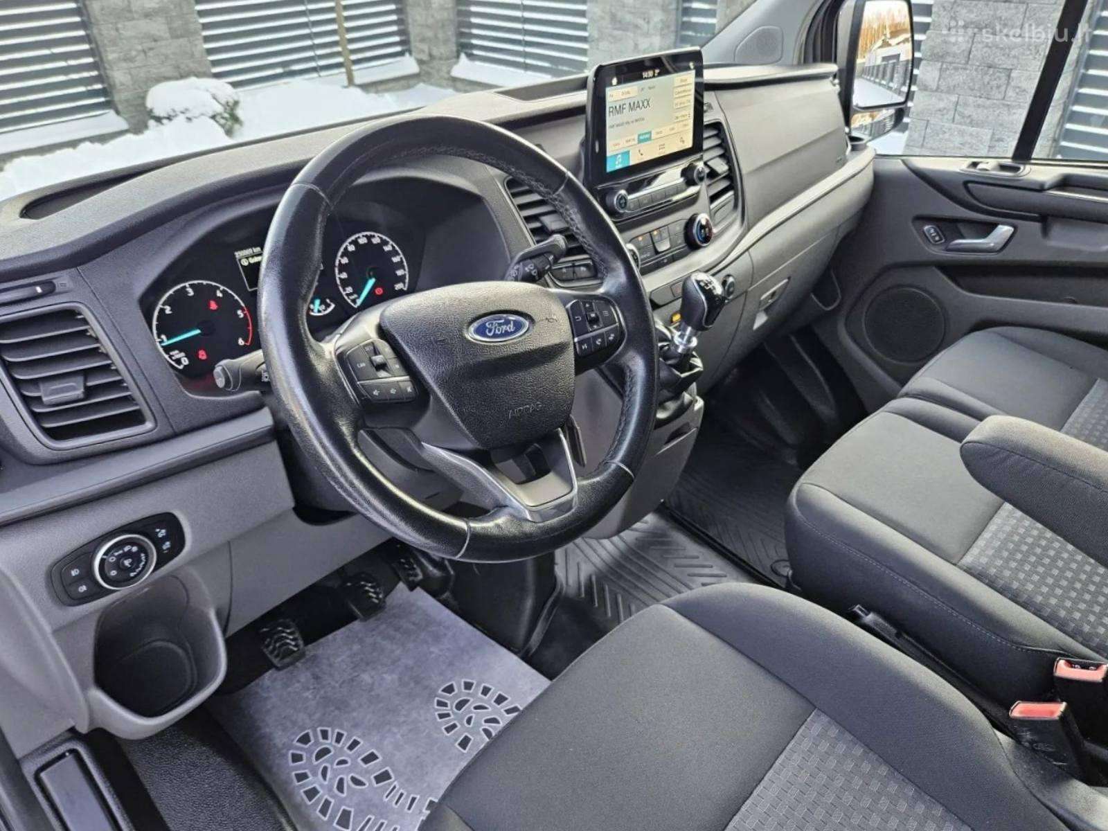 Ford Transit Custom, passenger minibus