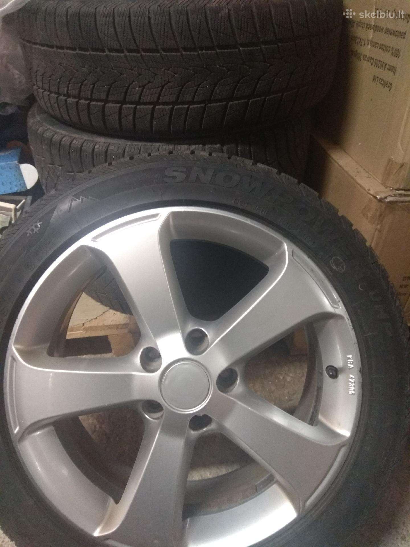 Lengvo lydinio R17 ratlankiai W su žiem. padangom